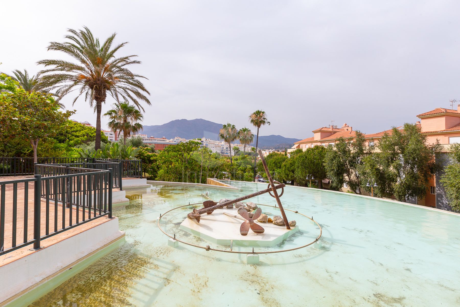 Ground Floor Apartment in Estepona Centre, Estepona