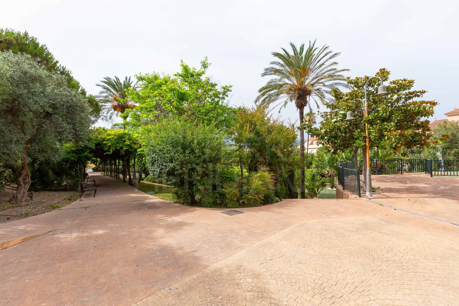 Ground Floor Apartment in Estepona Centre, Estepona