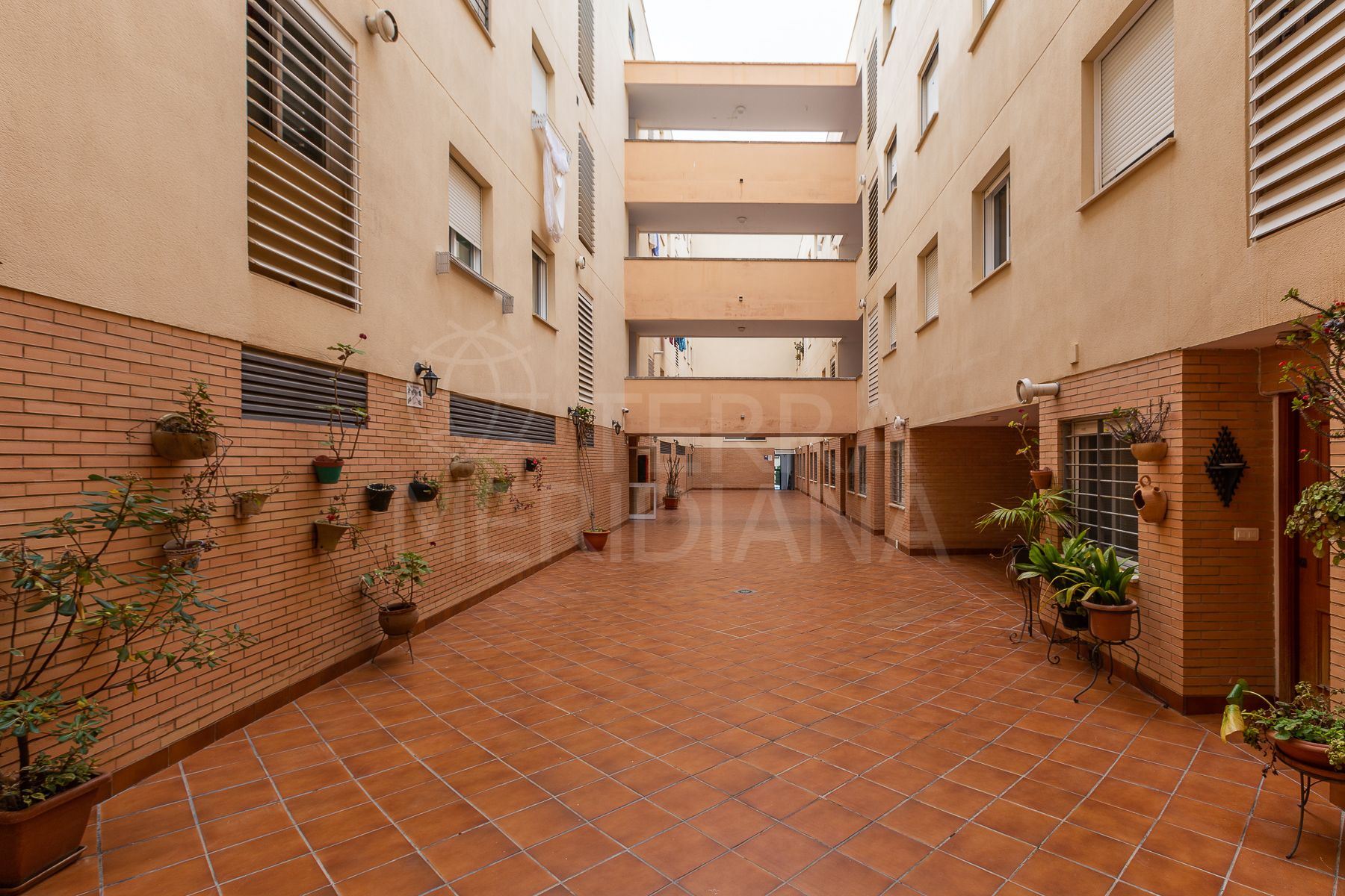 Ground Floor Apartment in Estepona Centre, Estepona