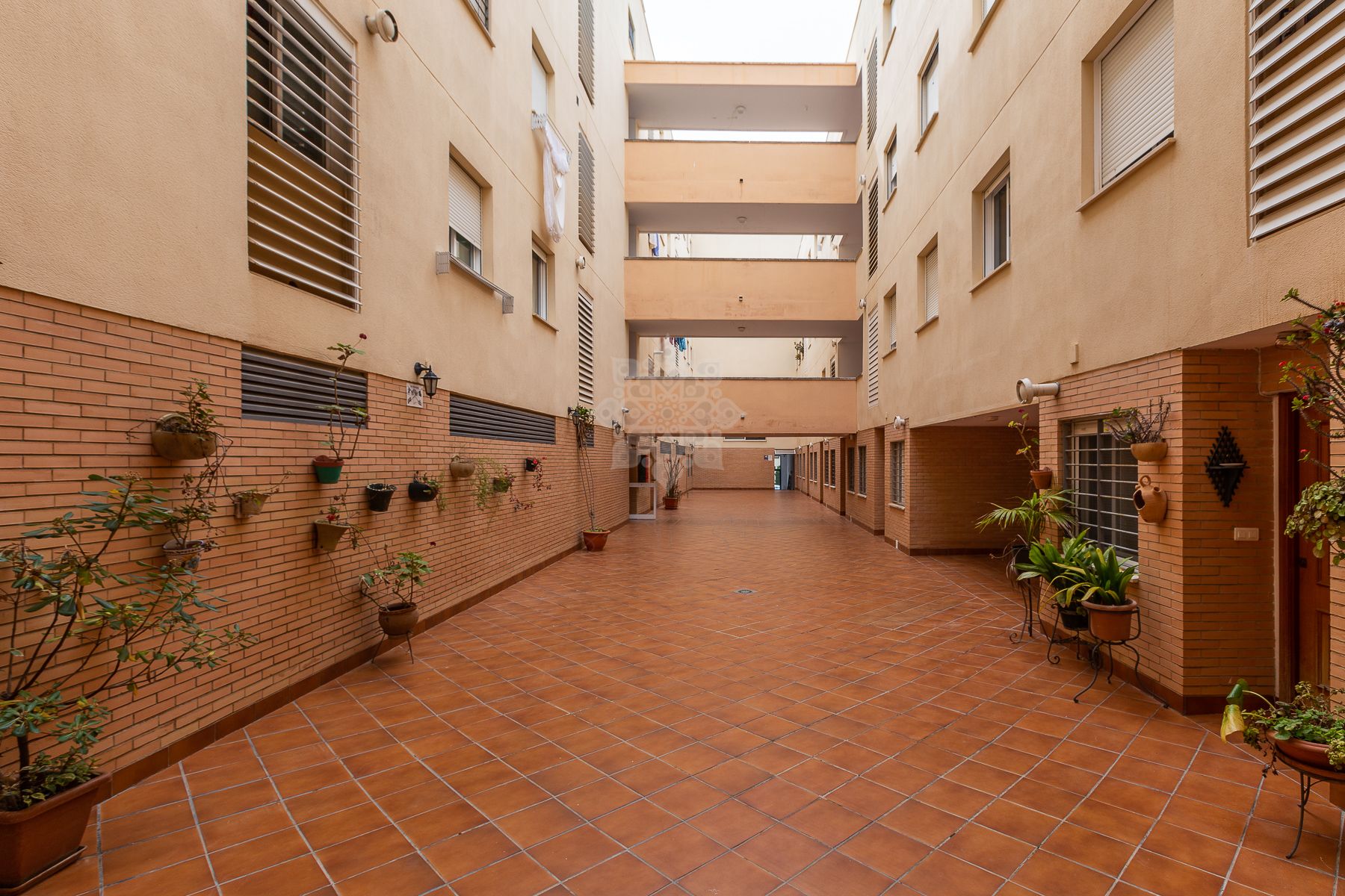 Ground Floor Apartment in Estepona Centre, Estepona