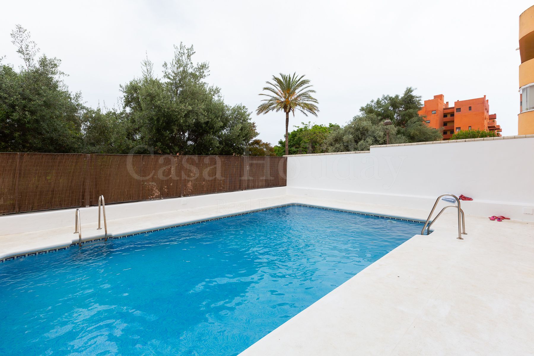 Apartamento Planta Baja en Estepona Centro, Estepona