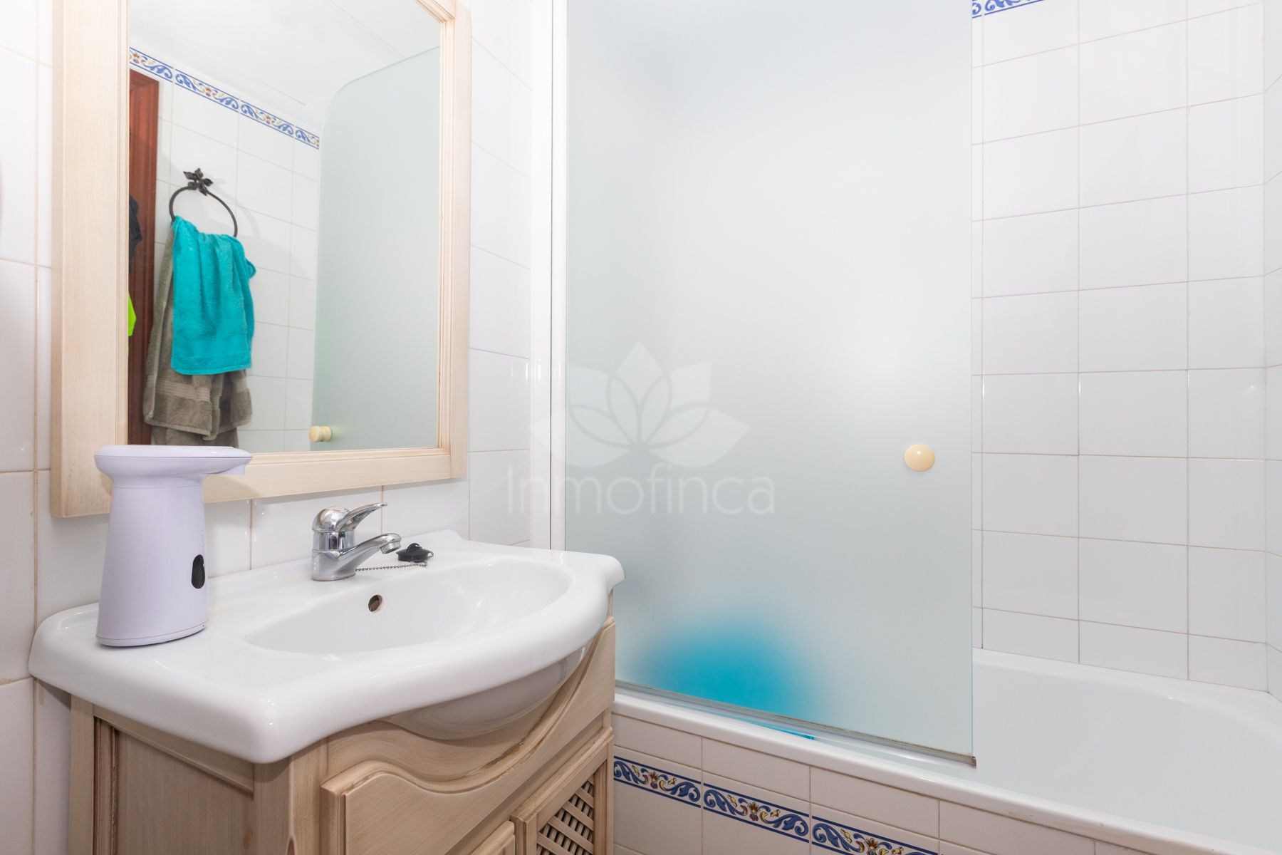 Ground Floor Apartment in Estepona Centre, Estepona