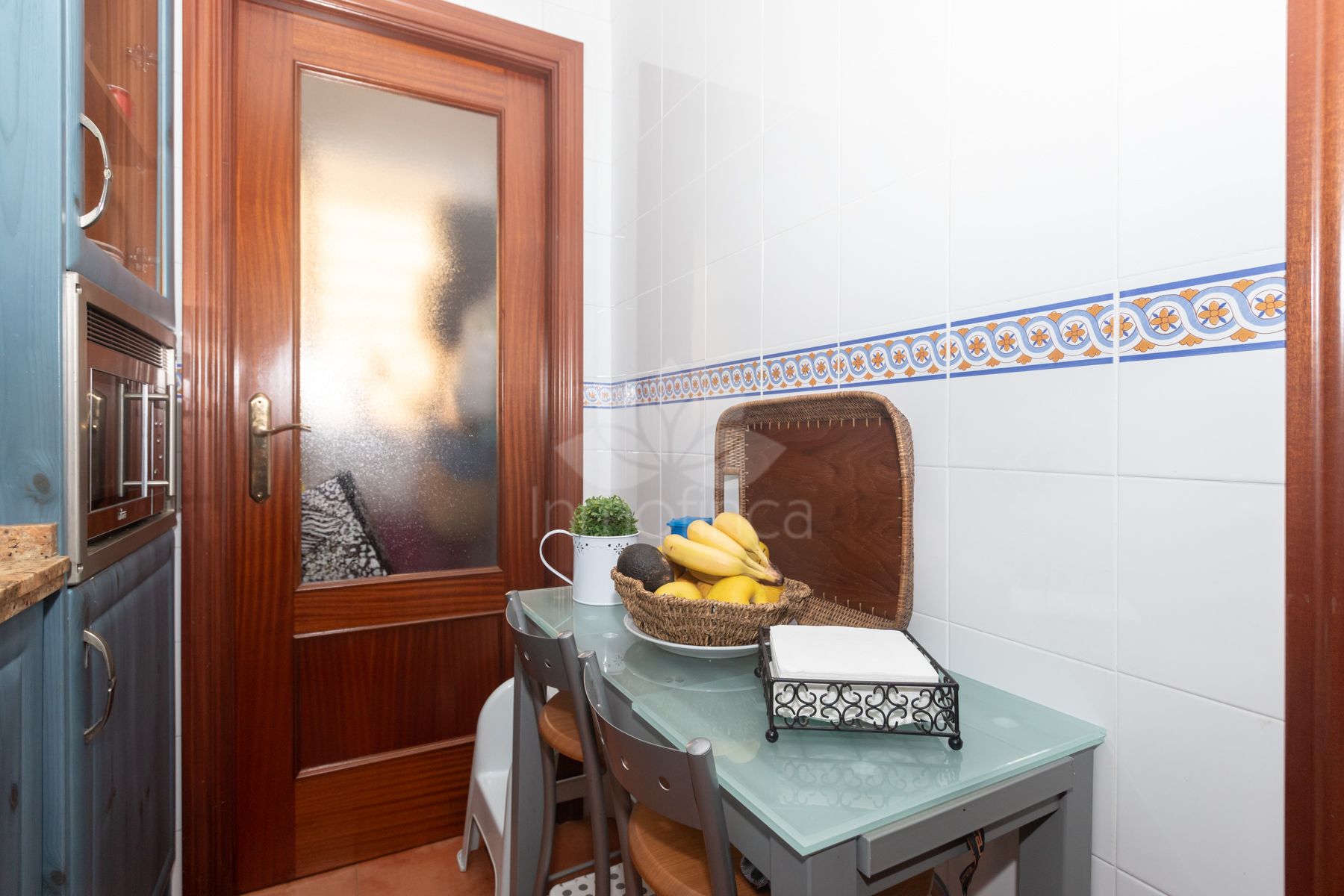 Ground Floor Apartment in Estepona Centre, Estepona