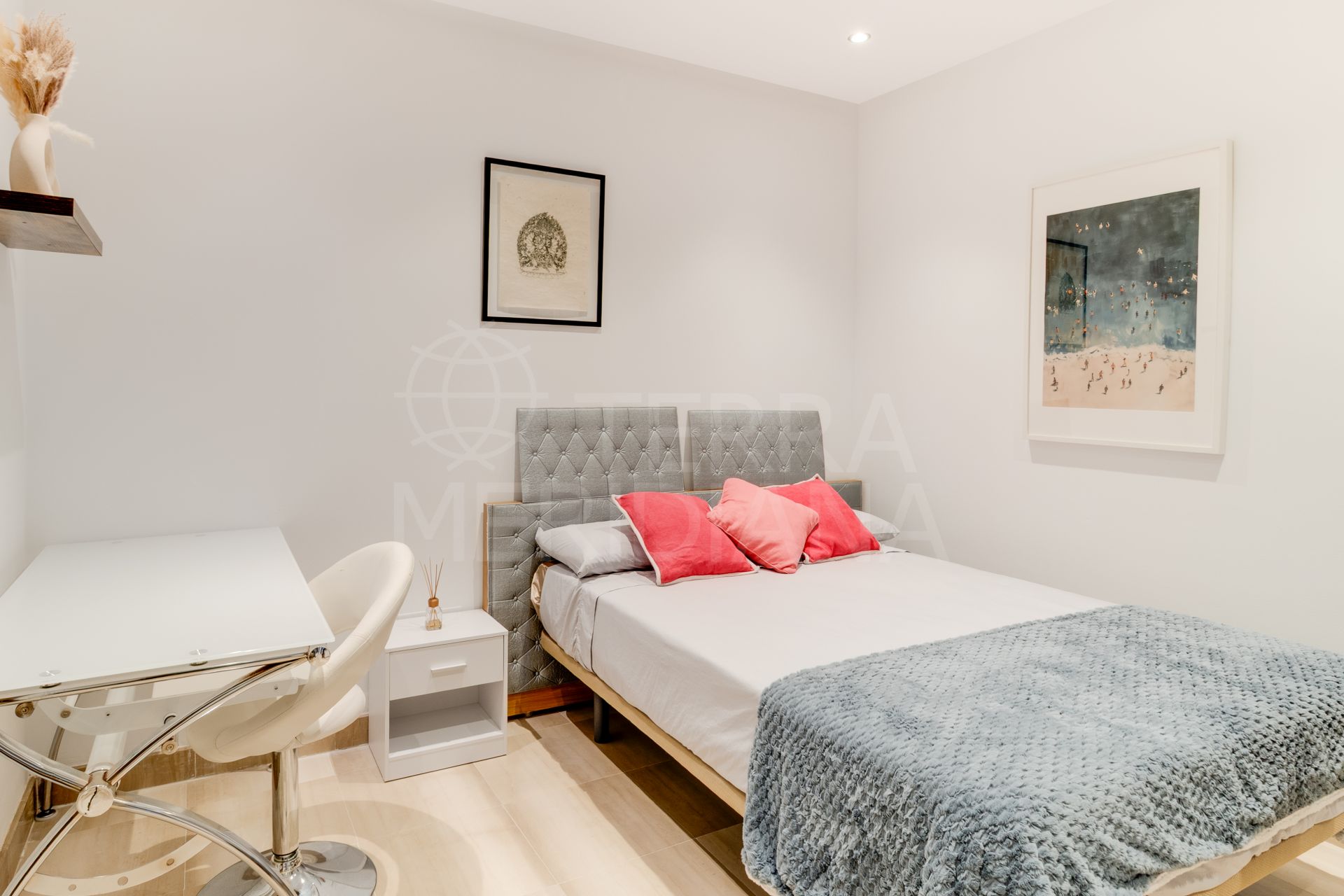 Apartment in Punta Plata, Estepona