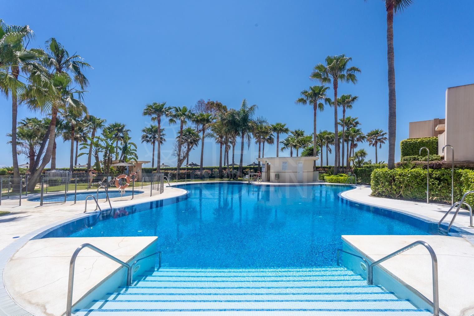 Apartment in Punta Plata, Estepona