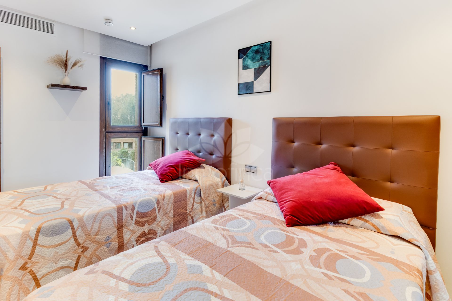 Apartamento en Punta Plata, Estepona