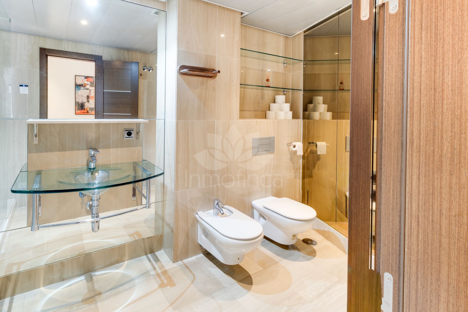 Apartamento en Punta Plata, Estepona