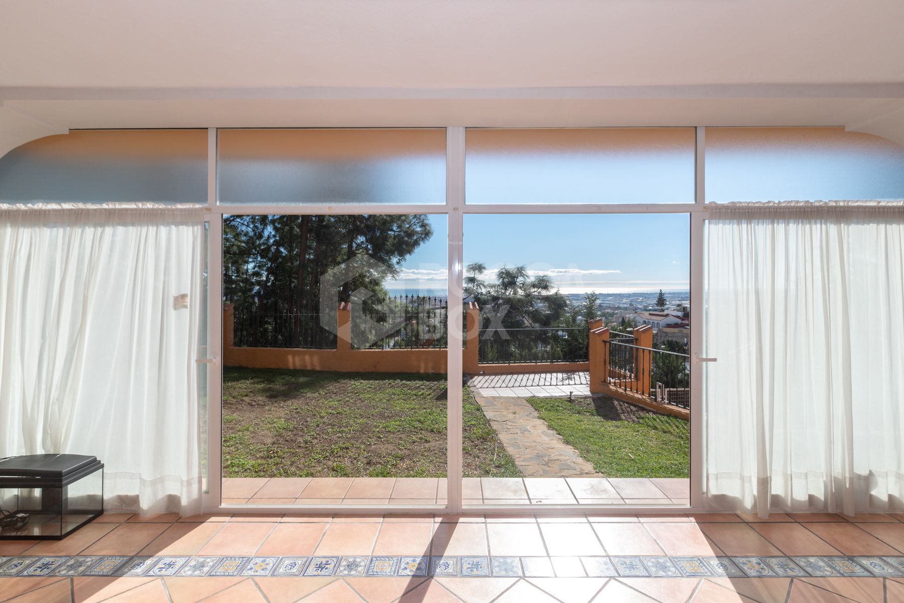 Detached villa in El Atabal with sea views