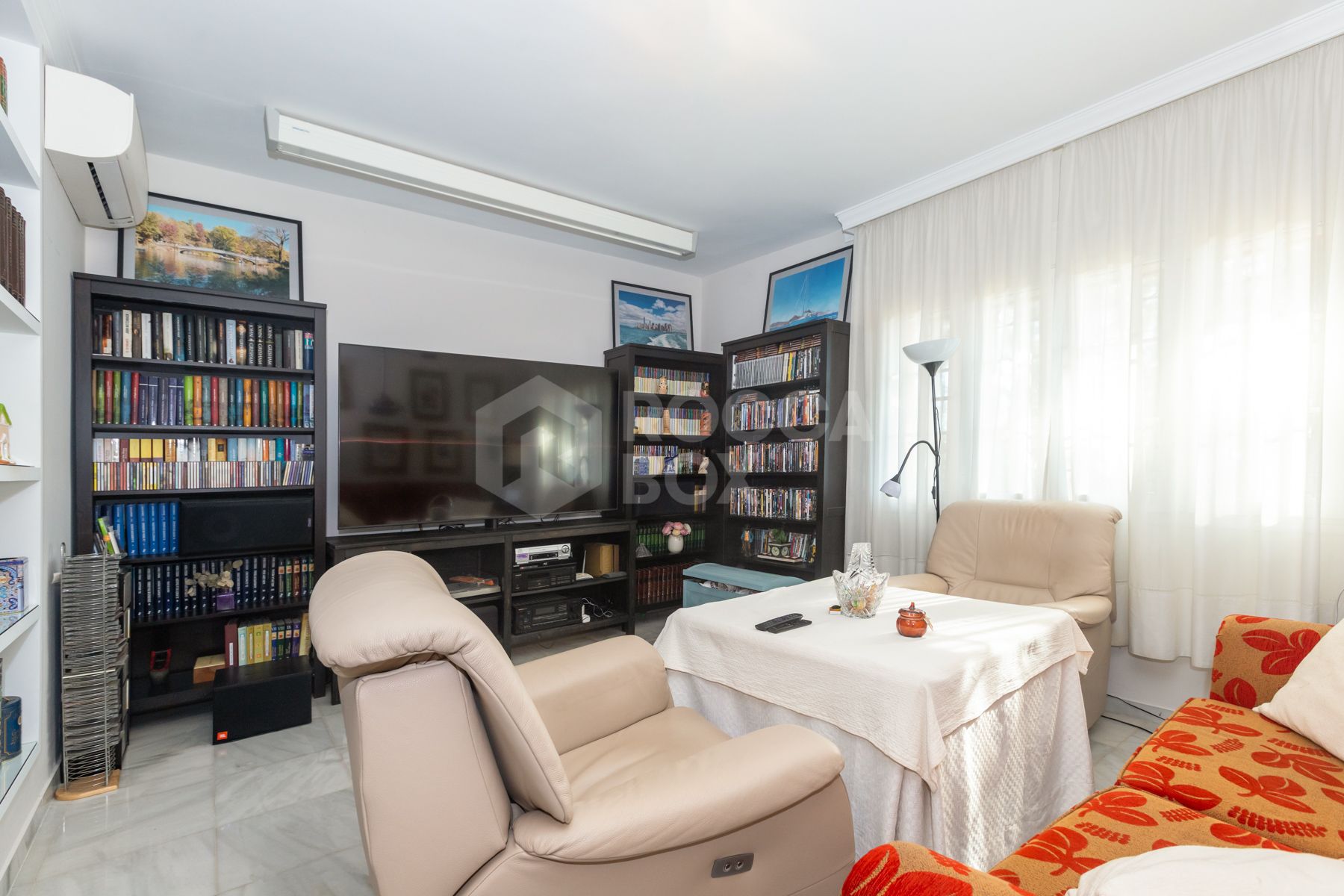 Detached villa in El Atabal with sea views