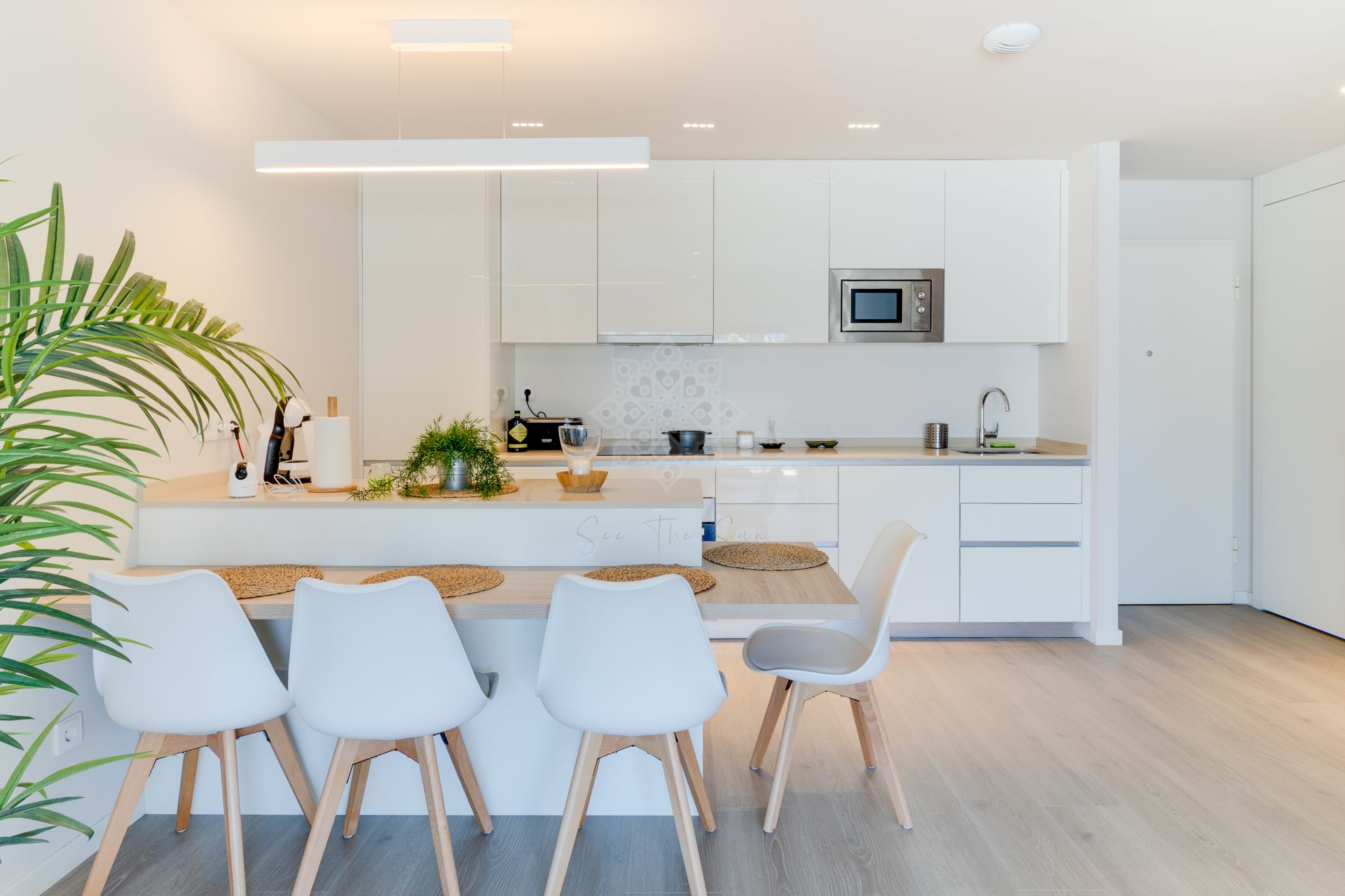 Flat in Avda de Andalucia - Sierra de Estepona, Estepona