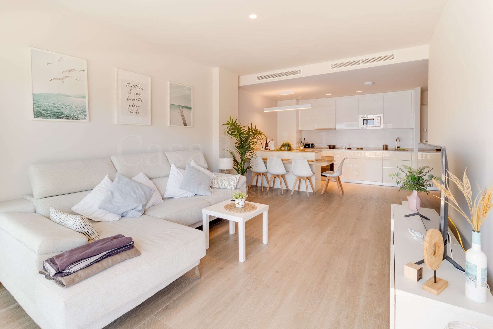 Flat in Avda de Andalucia - Sierra de Estepona, Estepona