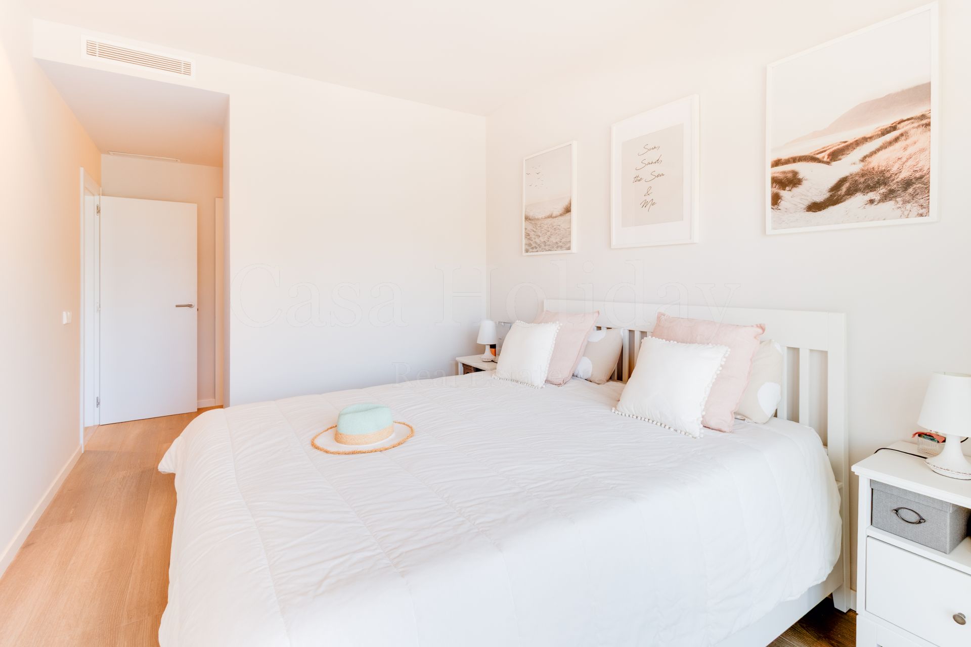 Flat in Avda de Andalucia - Sierra de Estepona, Estepona