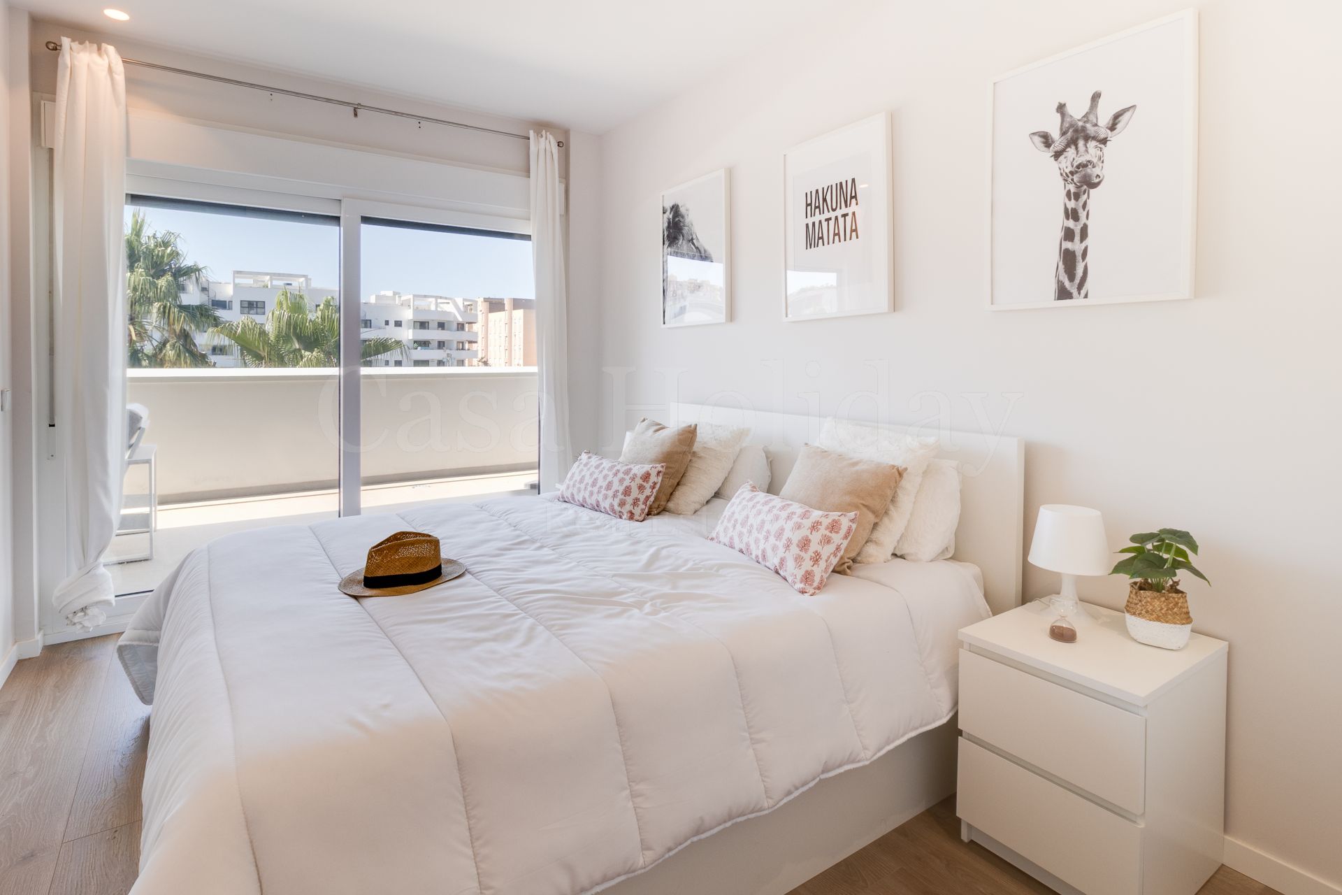 Flat in Avda de Andalucia - Sierra de Estepona, Estepona
