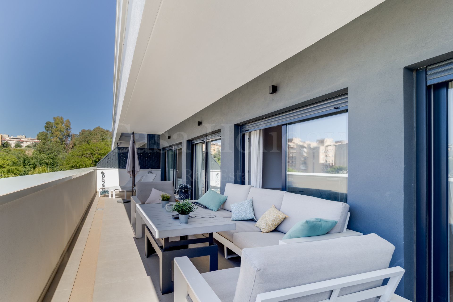 Flat in Avda de Andalucia - Sierra de Estepona, Estepona