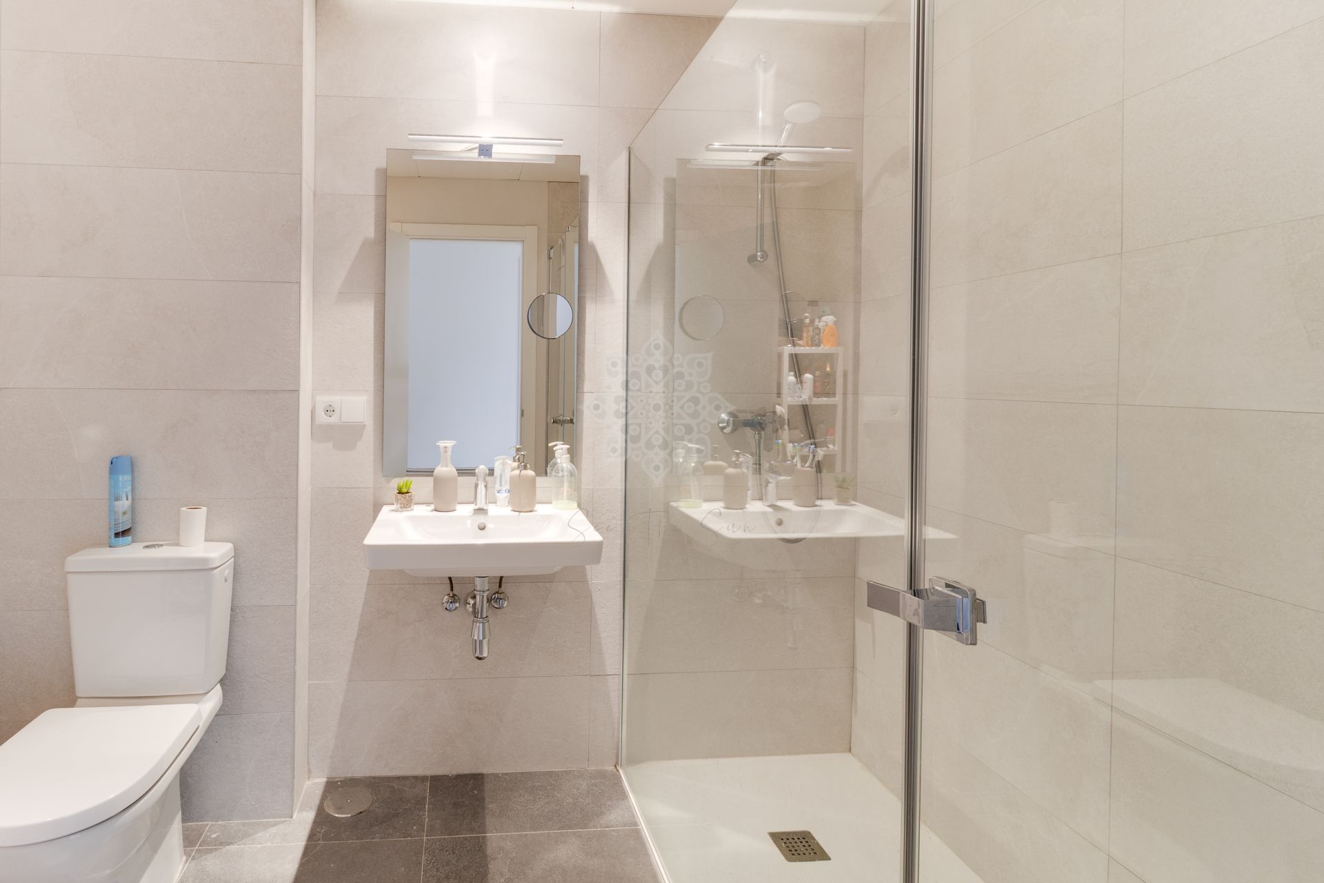Flat in Avda de Andalucia - Sierra de Estepona, Estepona