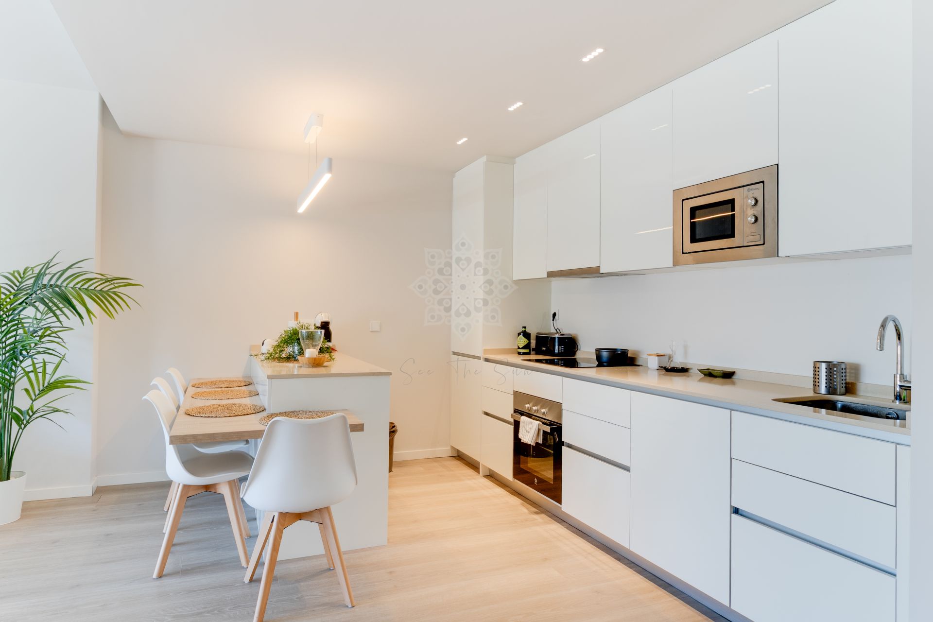 Flat in Avda de Andalucia - Sierra de Estepona, Estepona
