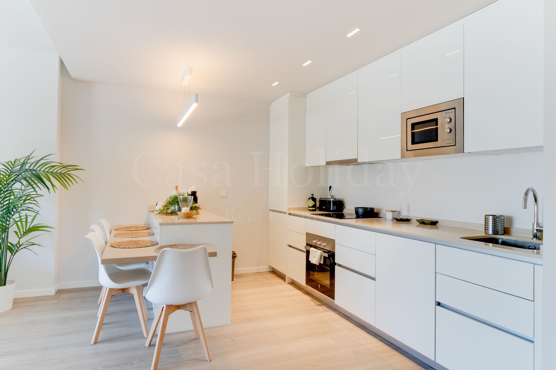 Flat in Avda de Andalucia - Sierra de Estepona, Estepona