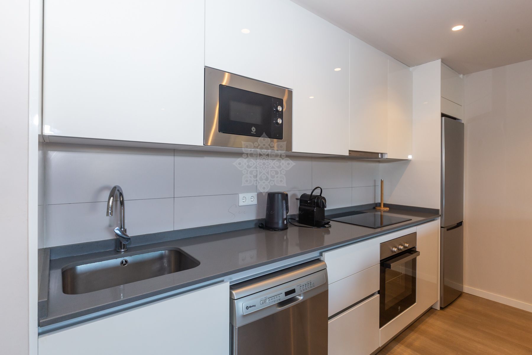 Flat in Avda de Andalucia - Sierra de Estepona, Estepona