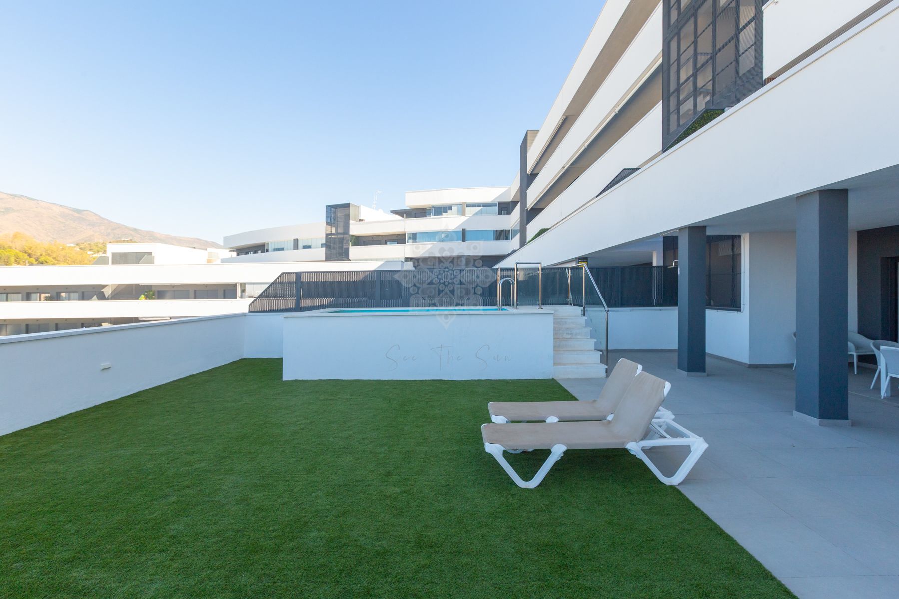 Flat in Avda de Andalucia - Sierra de Estepona, Estepona