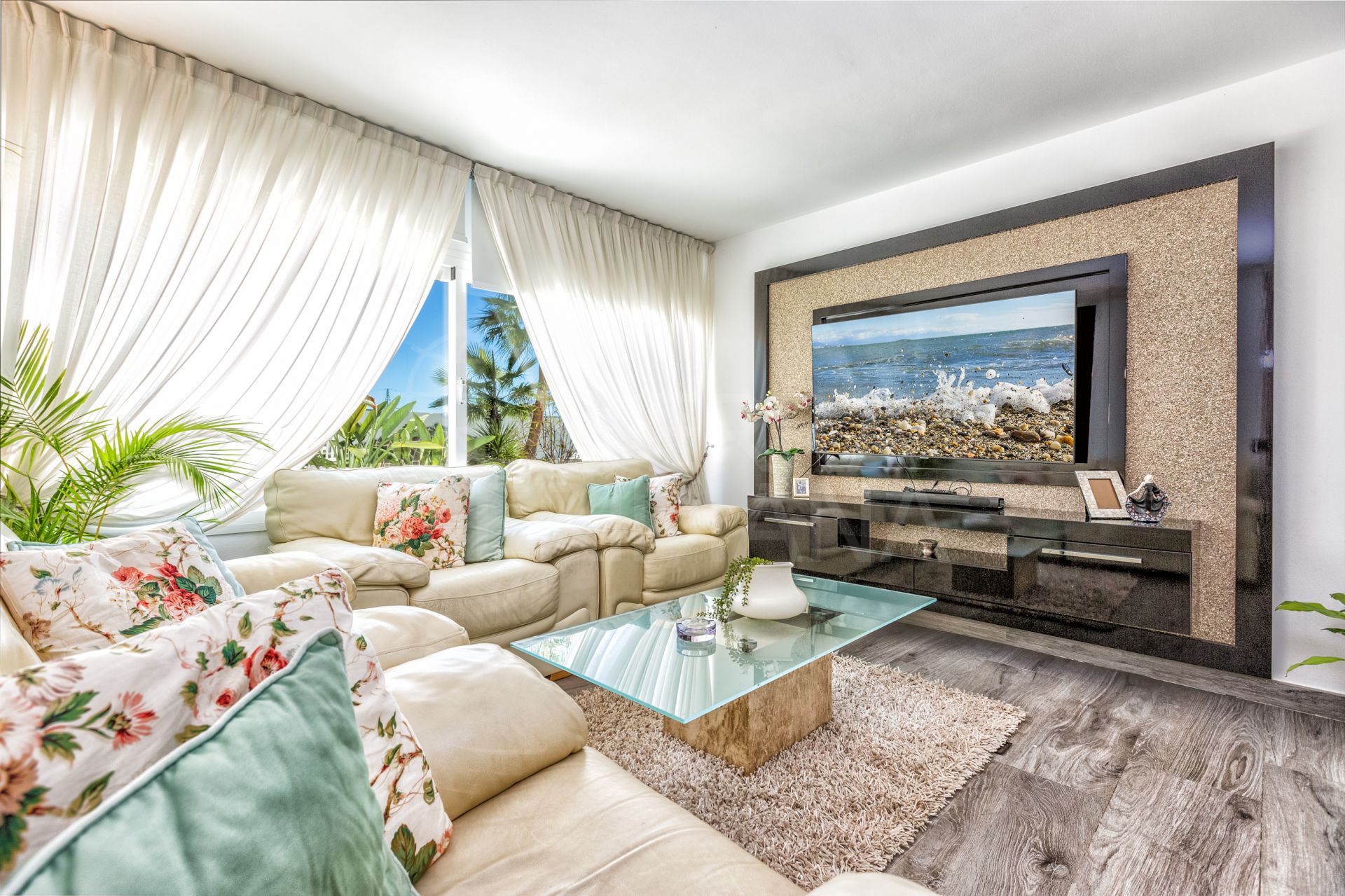 Villa in Los Reales - Sierra Estepona, Estepona