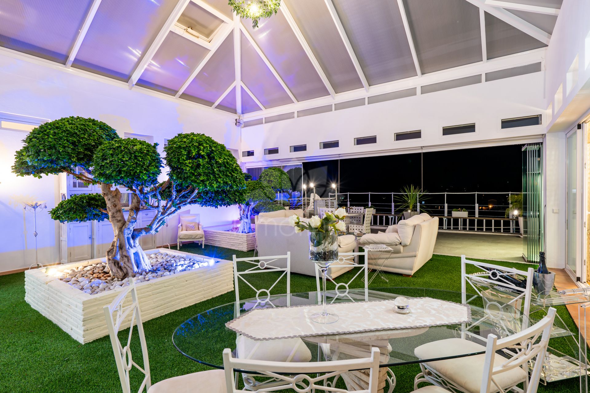 Villa in Los Reales - Sierra Estepona, Estepona