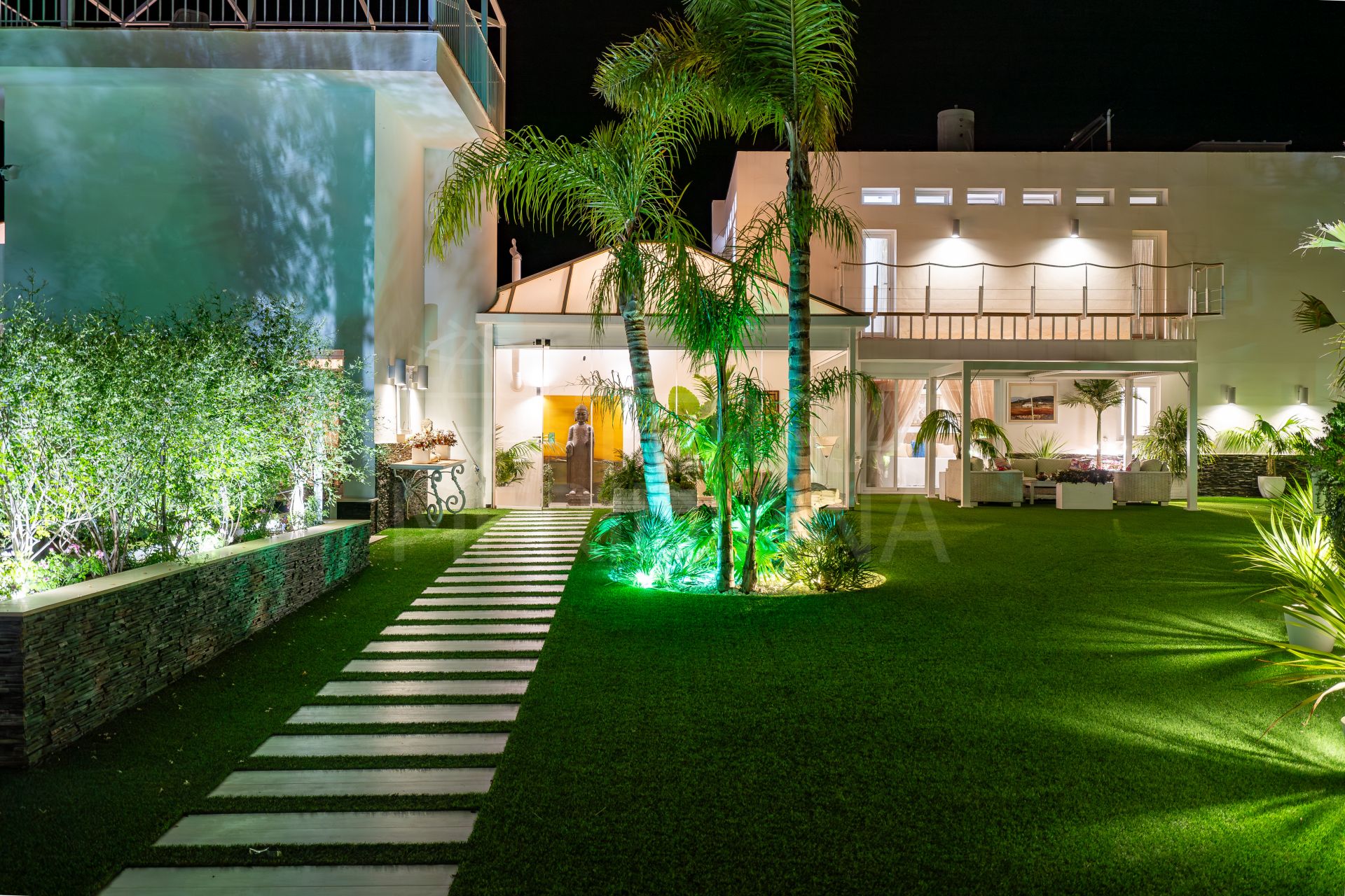 Villa in Los Reales - Sierra Estepona, Estepona