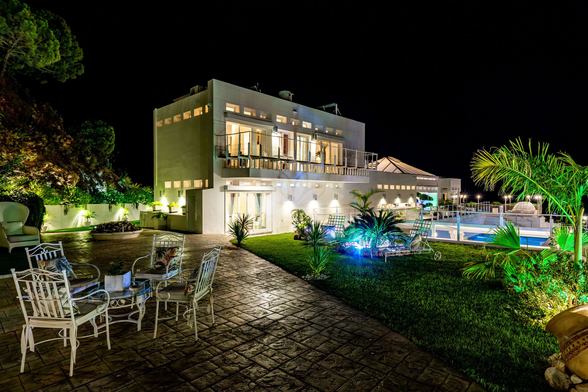 Villa in Los Reales - Sierra Estepona, Estepona