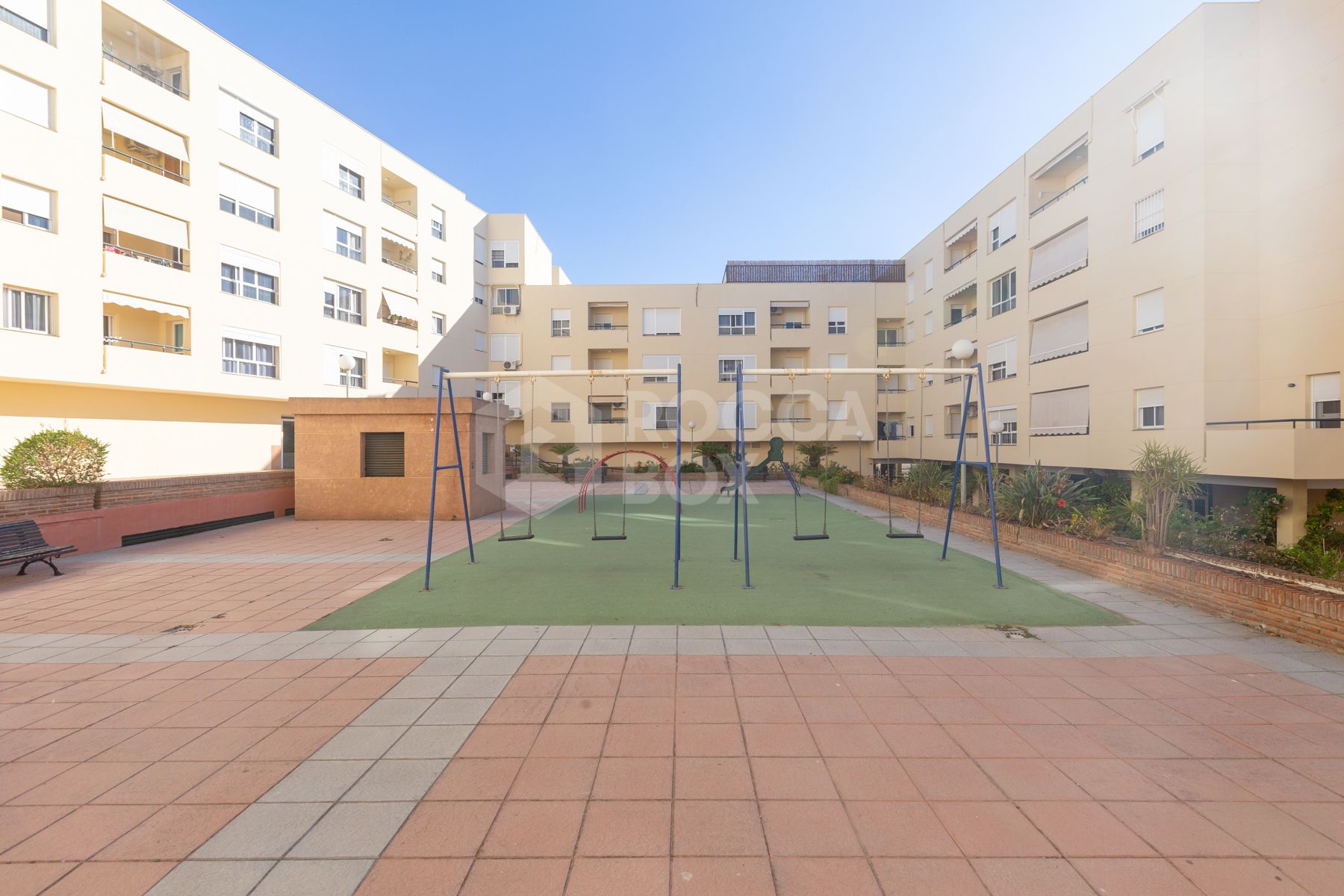 Apartment in Miramar Building, Huerta Nueva