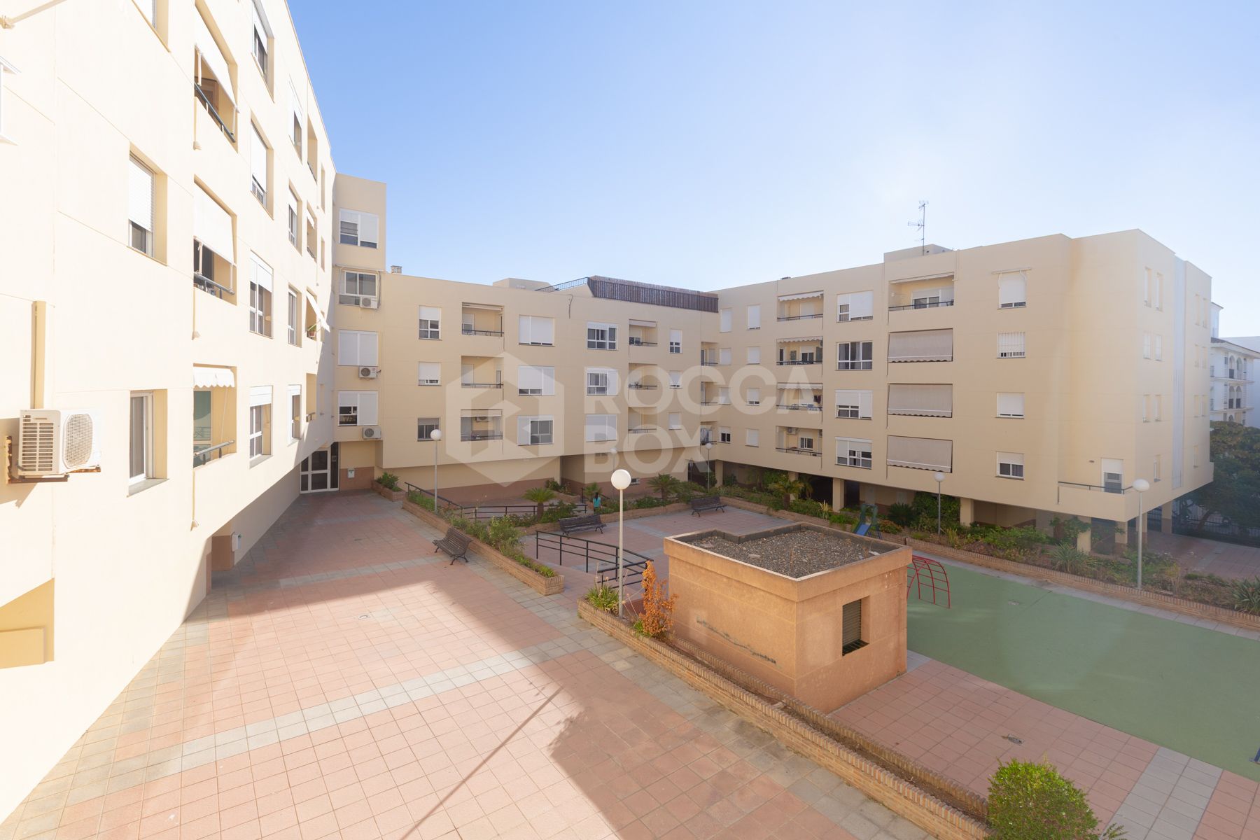 Apartment in Miramar Building, Huerta Nueva