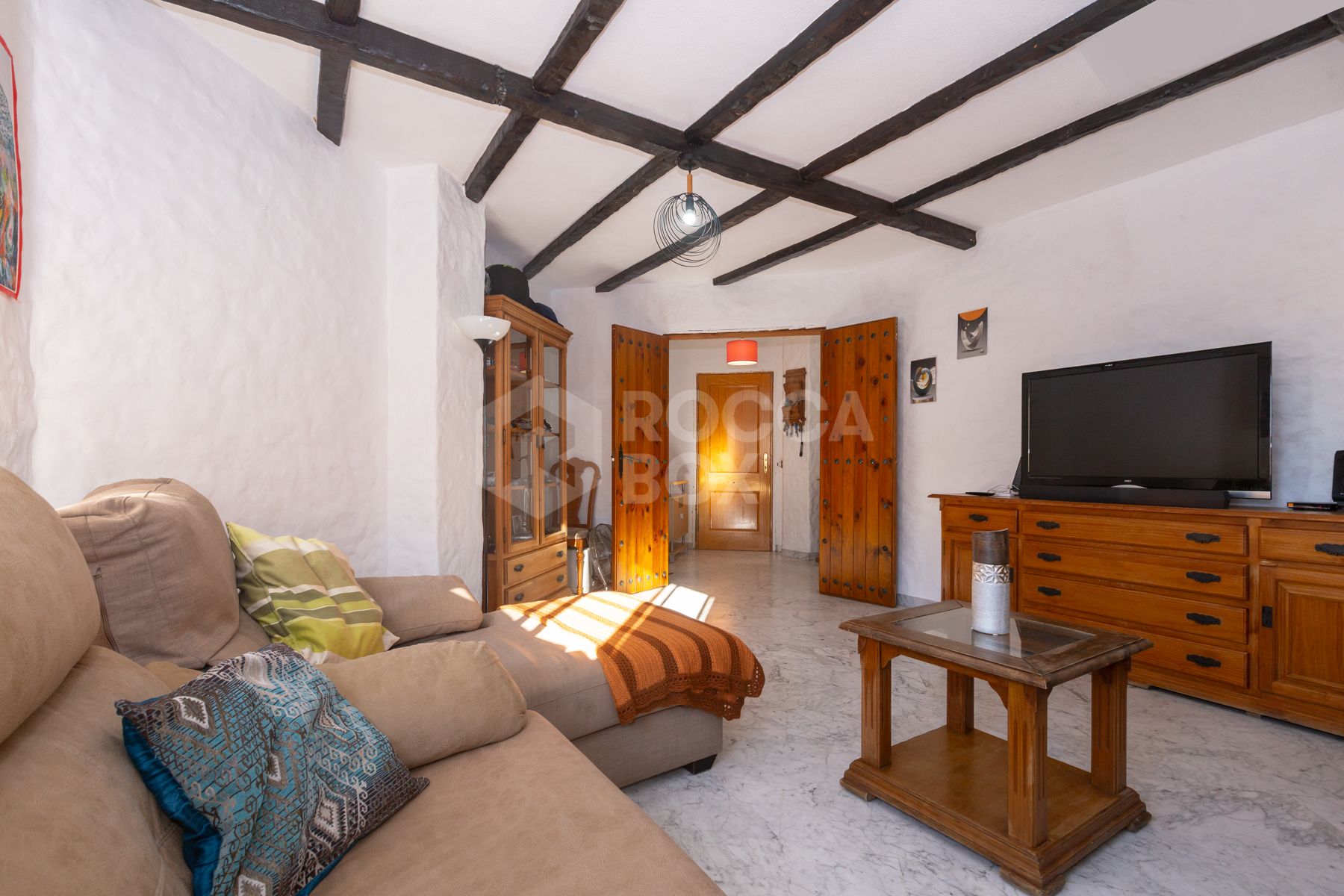 Apartment in Miramar Building, Huerta Nueva