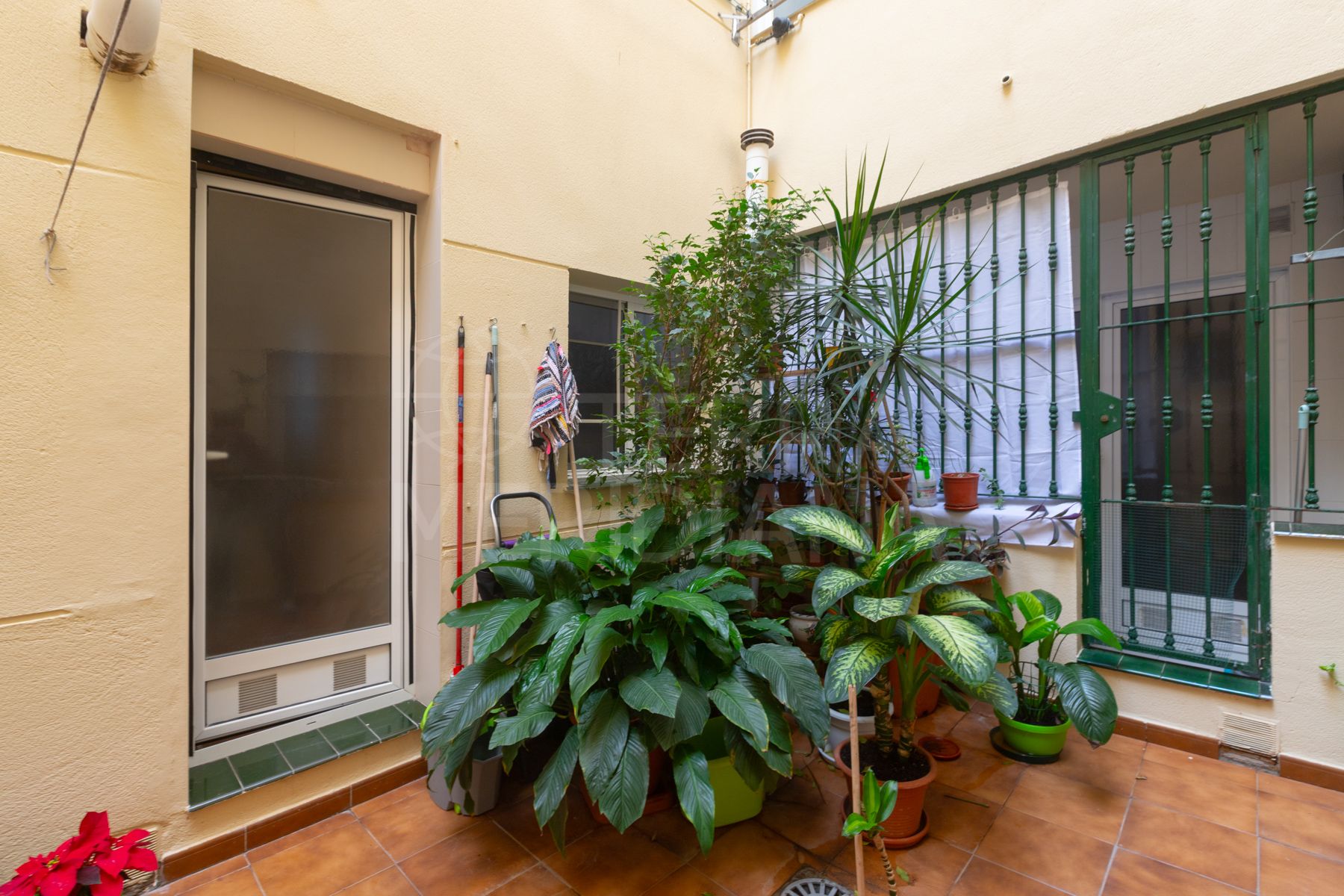 Flat in Estepona Centre, Estepona