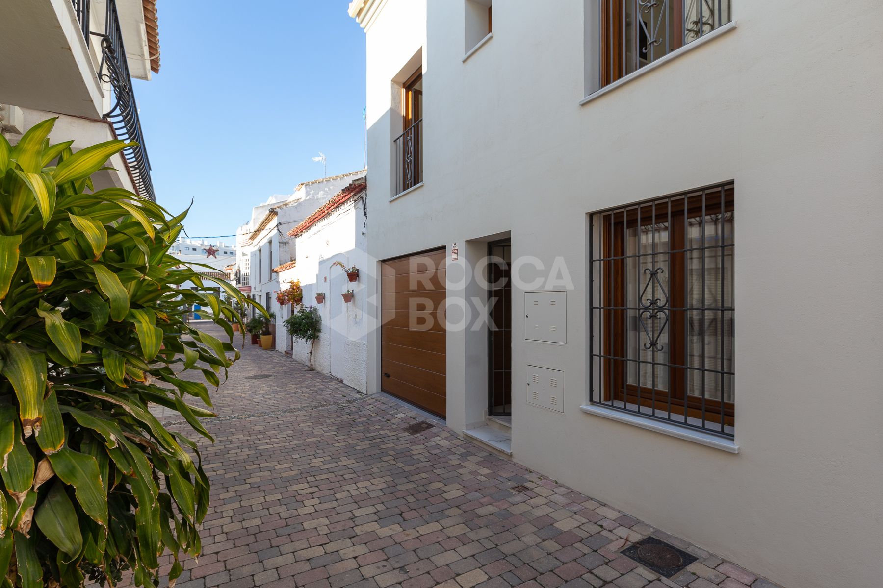 Town House for sale in Estepona Centre, Estepona Town