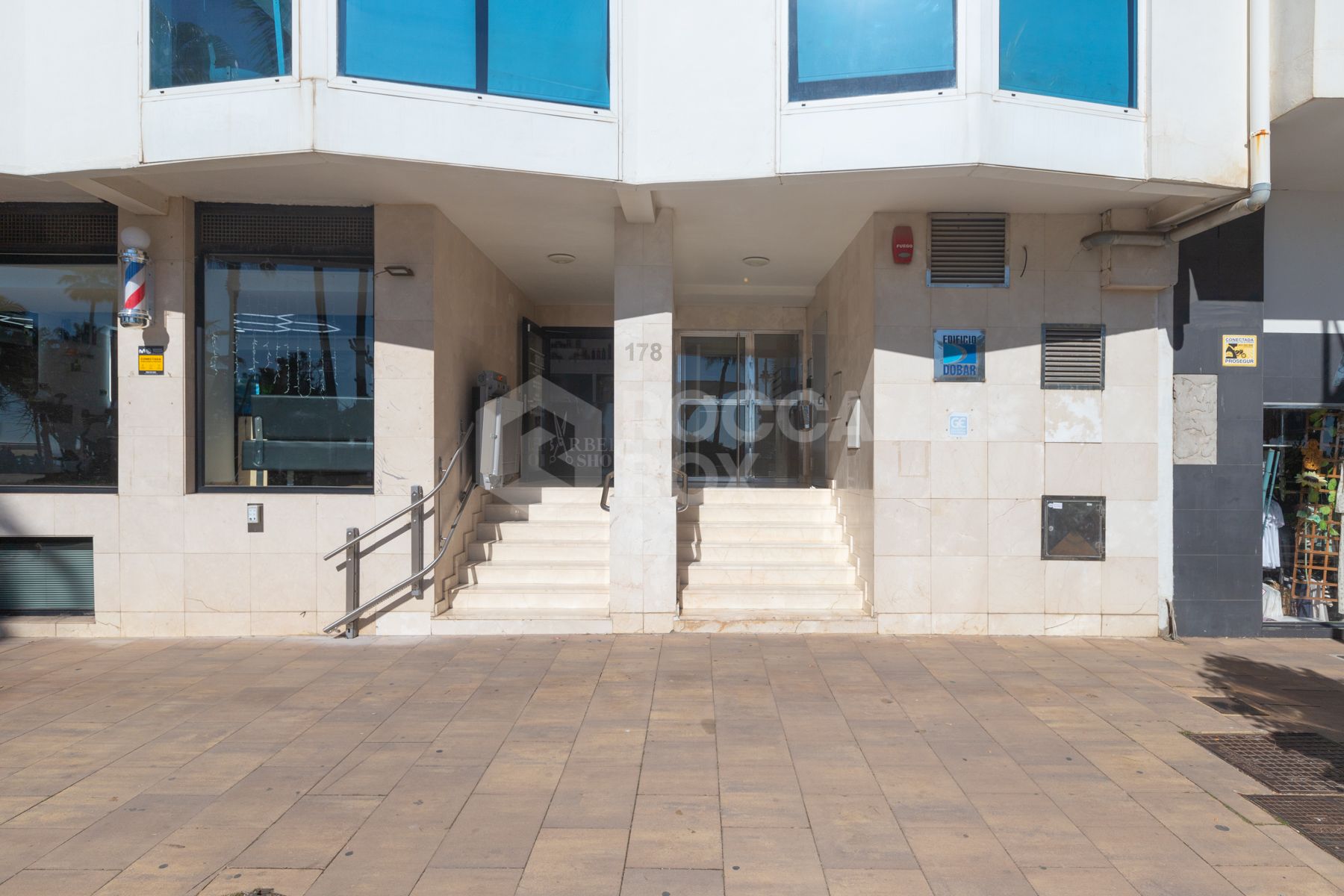 Apartment with sea views in the center, Estepona