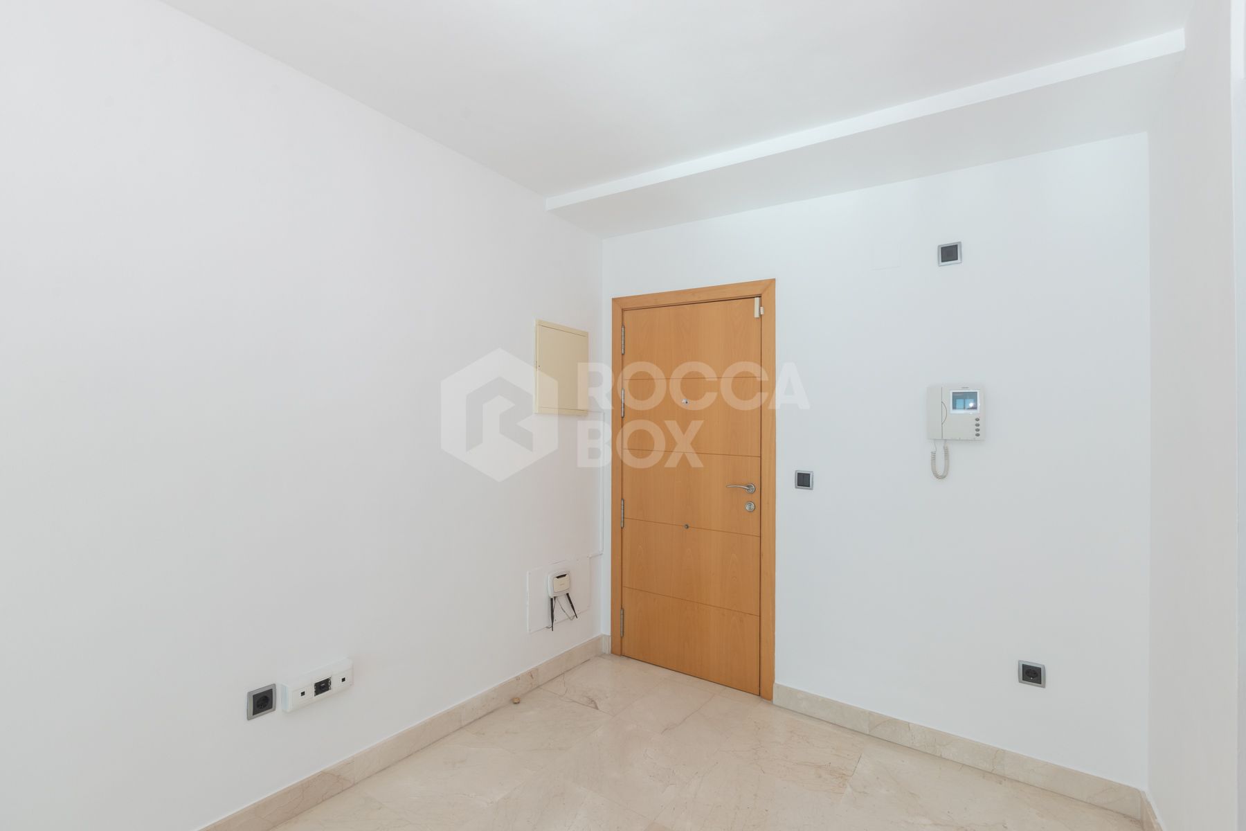 Apartment with sea views in the center, Estepona