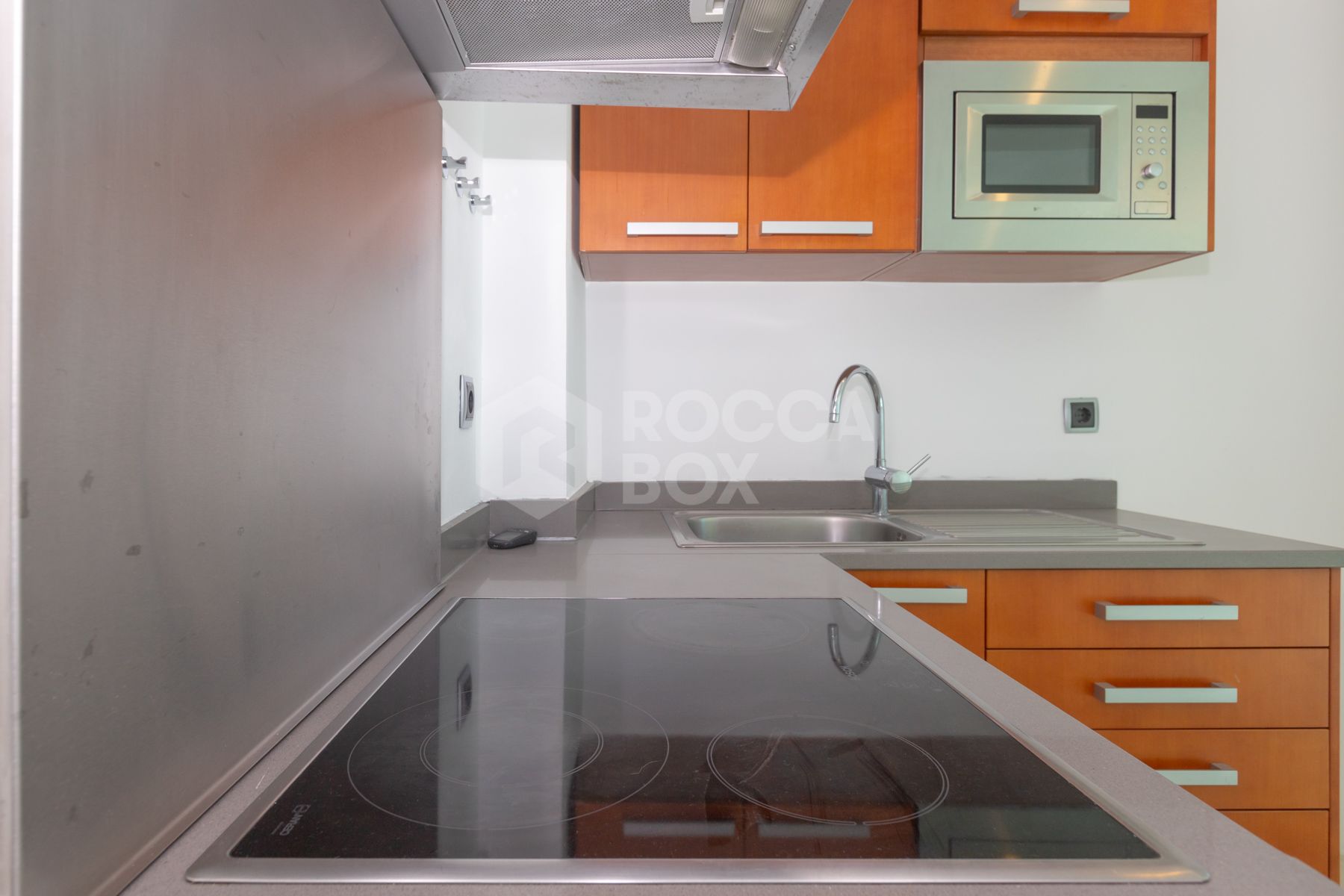 Apartment with sea views in the center, Estepona