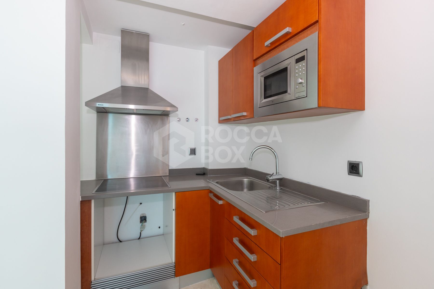 Apartment with sea views in the center, Estepona