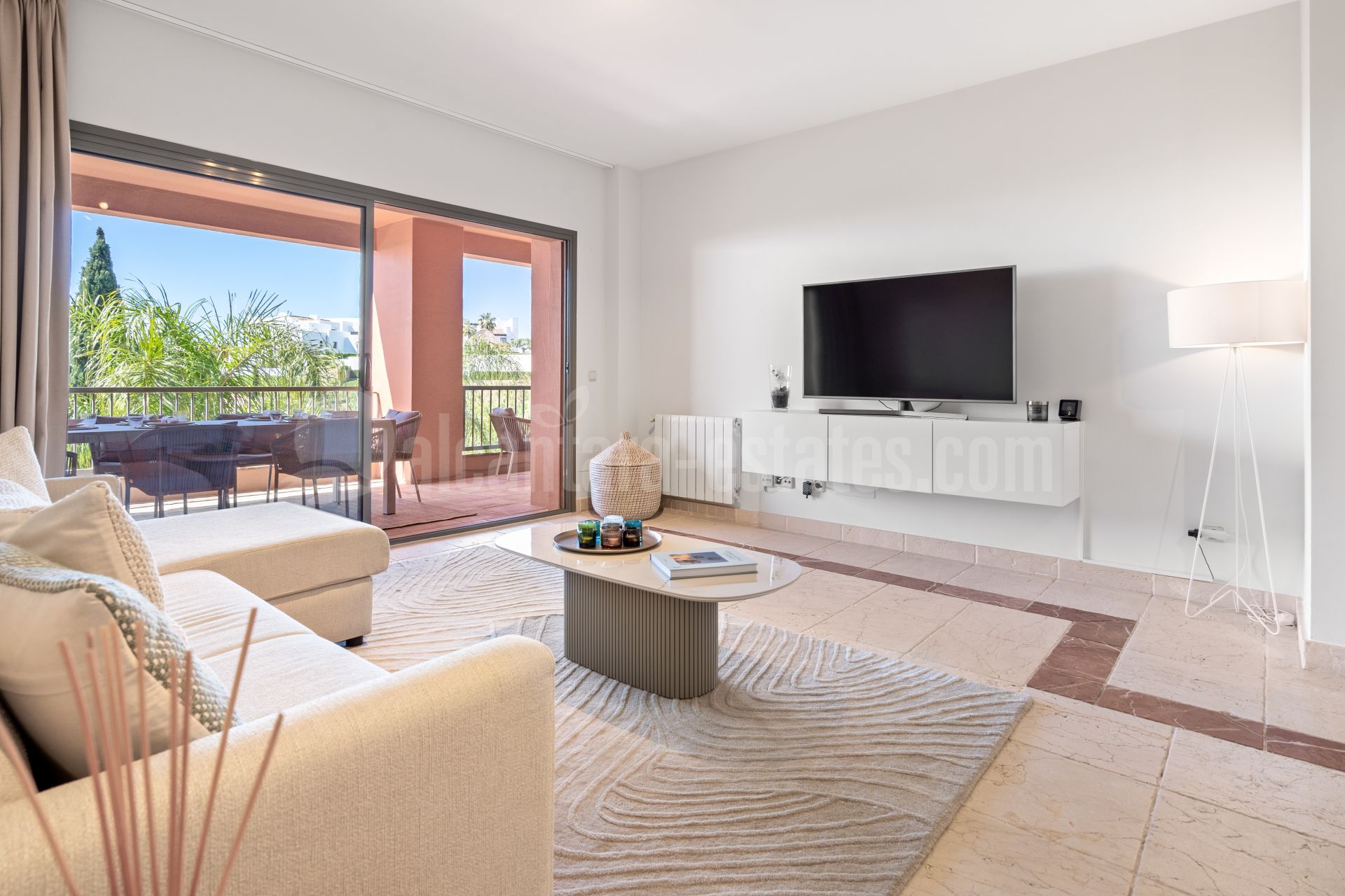 Apartment in Los Flamingos, Benahavis