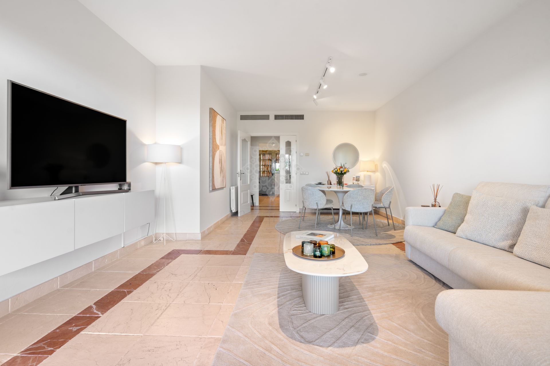 Apartamento en Los Flamingos, Benahavis