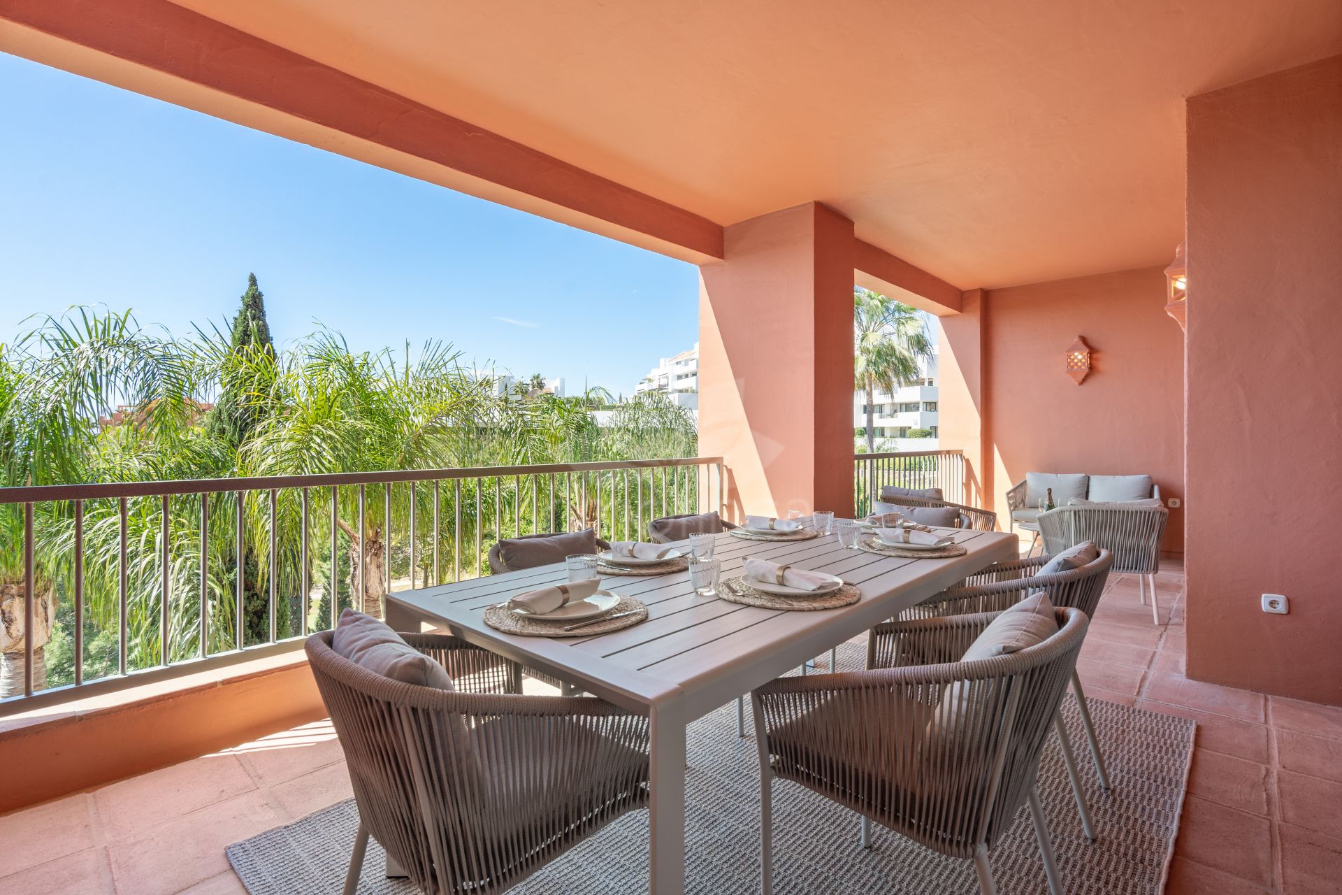 Apartment in Los Flamingos, Benahavis