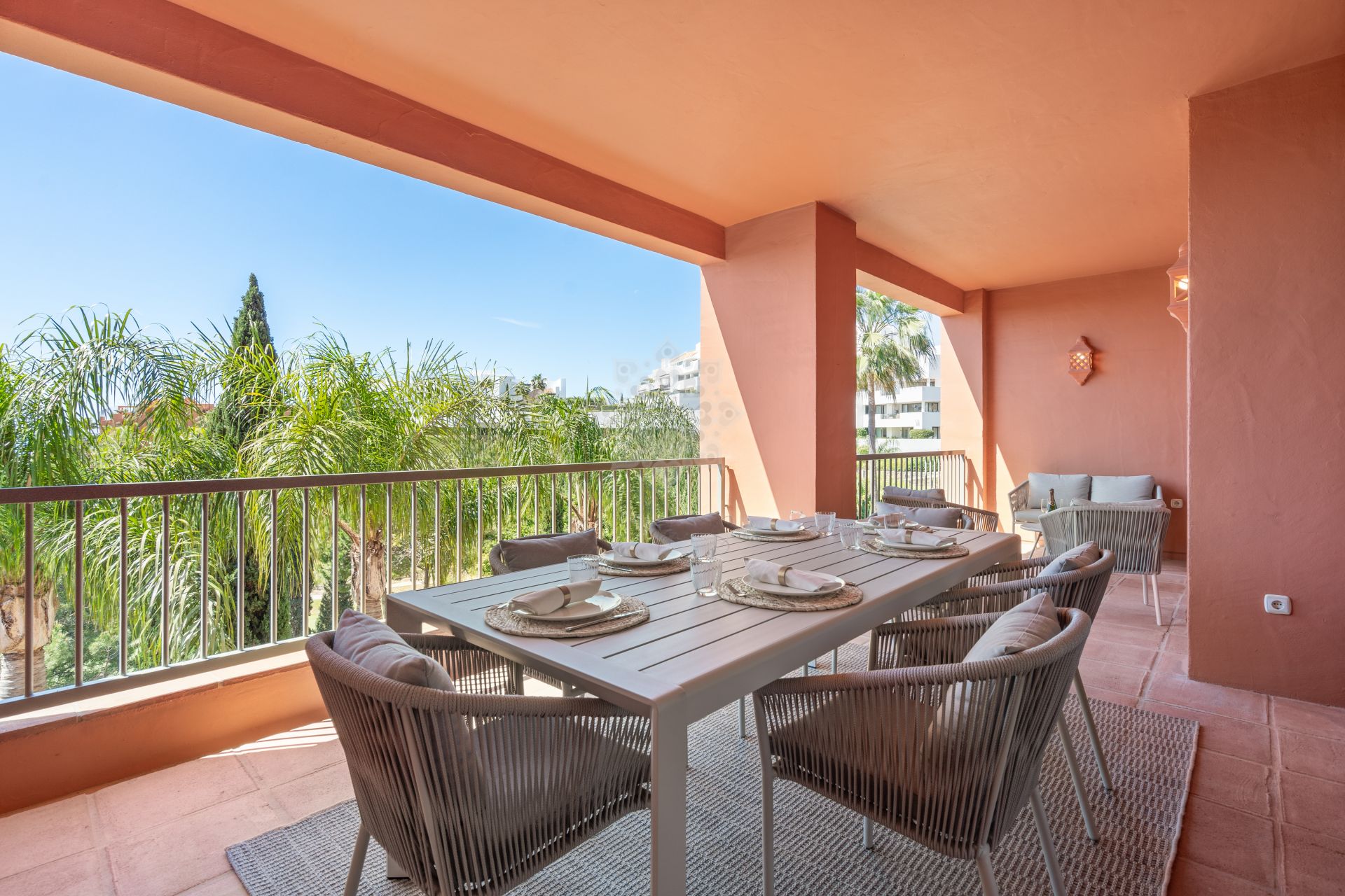 Apartamento en Los Flamingos, Benahavis