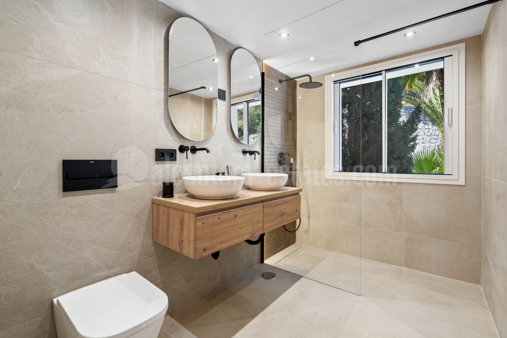 Ático en Los Arcos (La Quinta), Benahavis