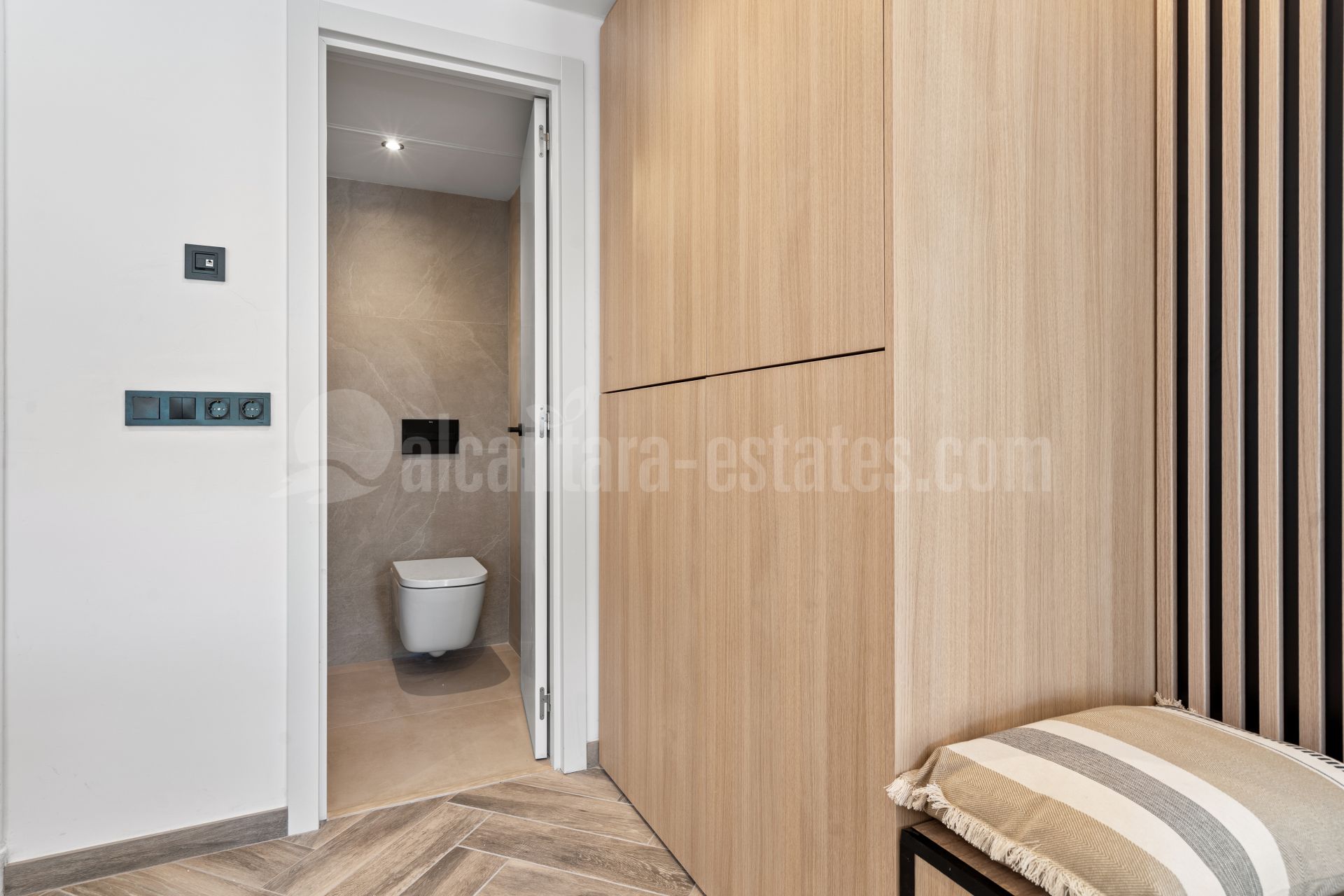 Ático en Los Arcos (La Quinta), Benahavis