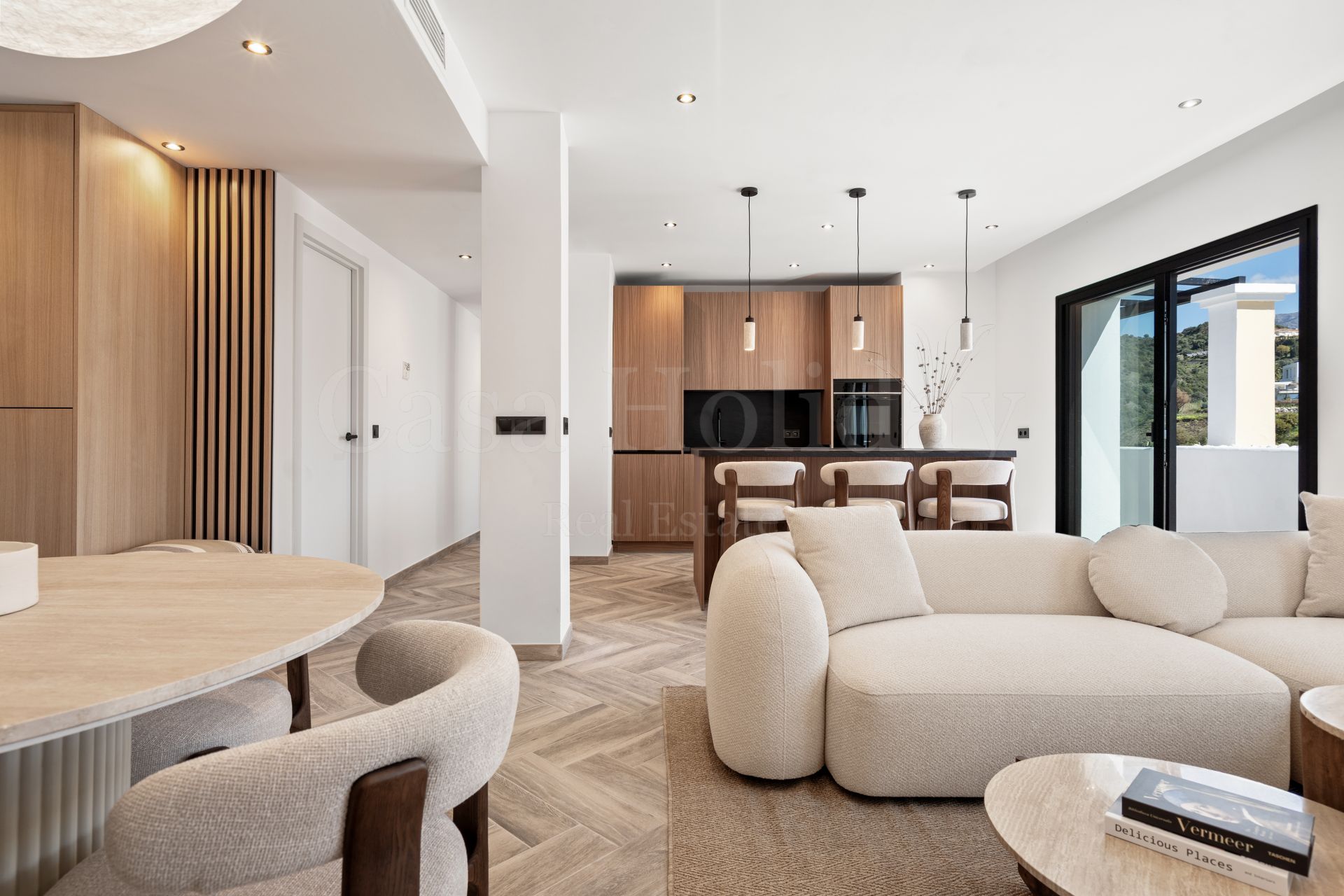 Penthouse in Los Arcos (La Quinta), Benahavis