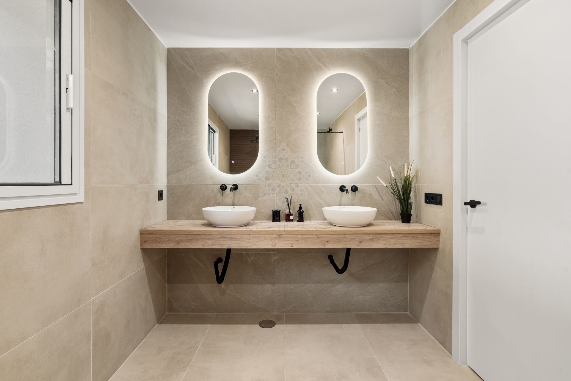 Penthouse in Los Arcos (La Quinta), Benahavis