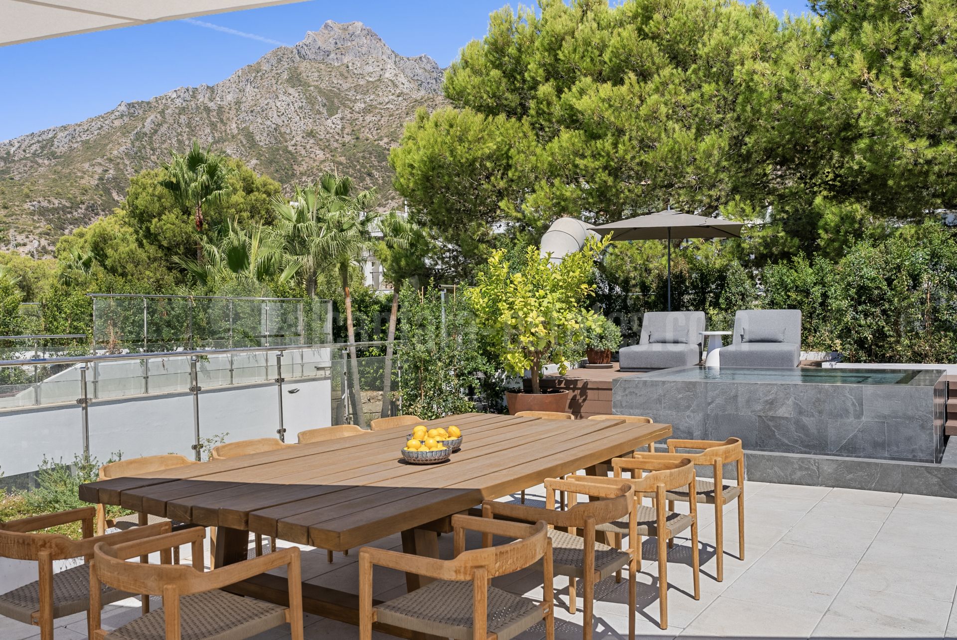 Villa Pareada en Sierra Blanca, Marbella