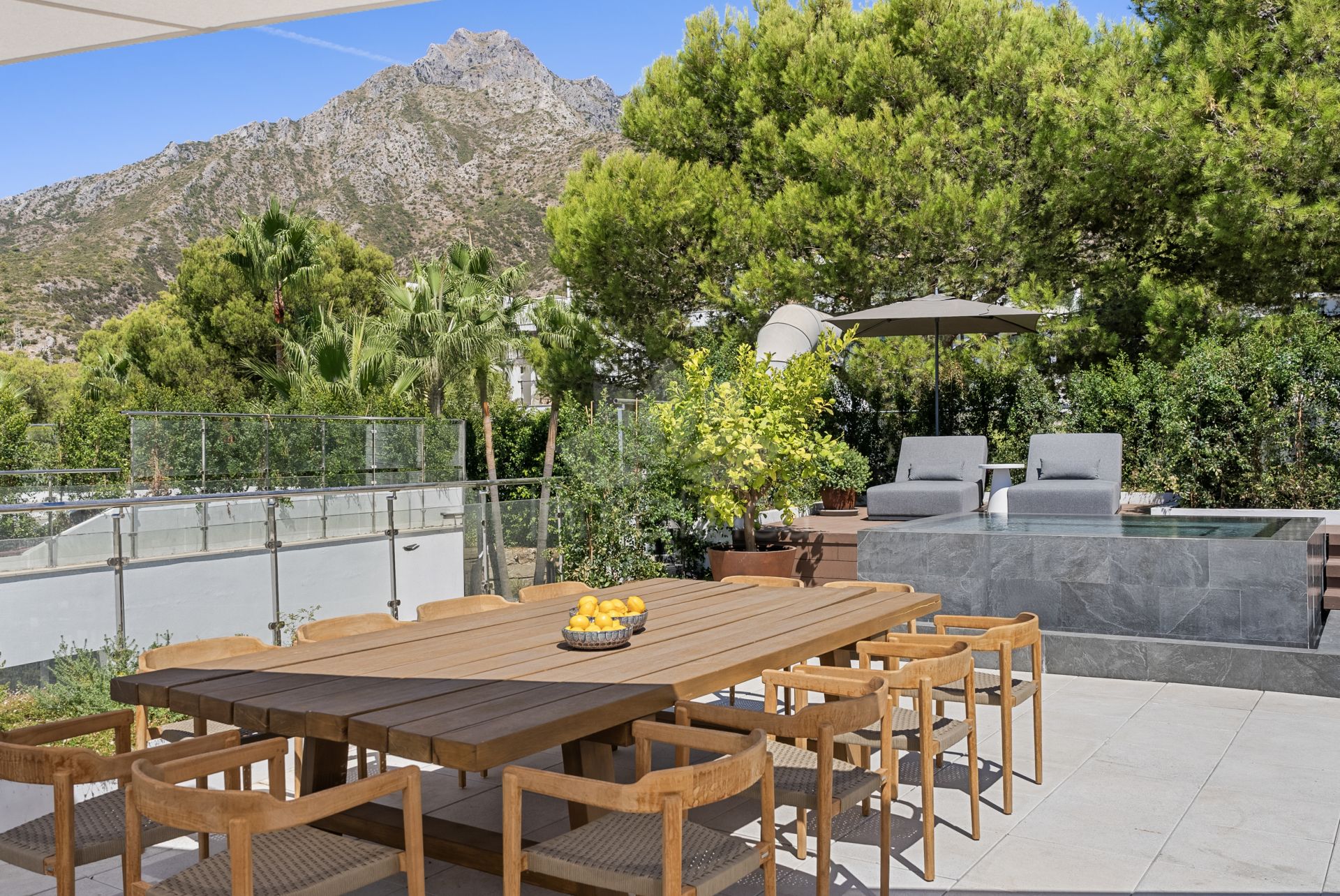 Villa Pareada en Sierra Blanca, Marbella