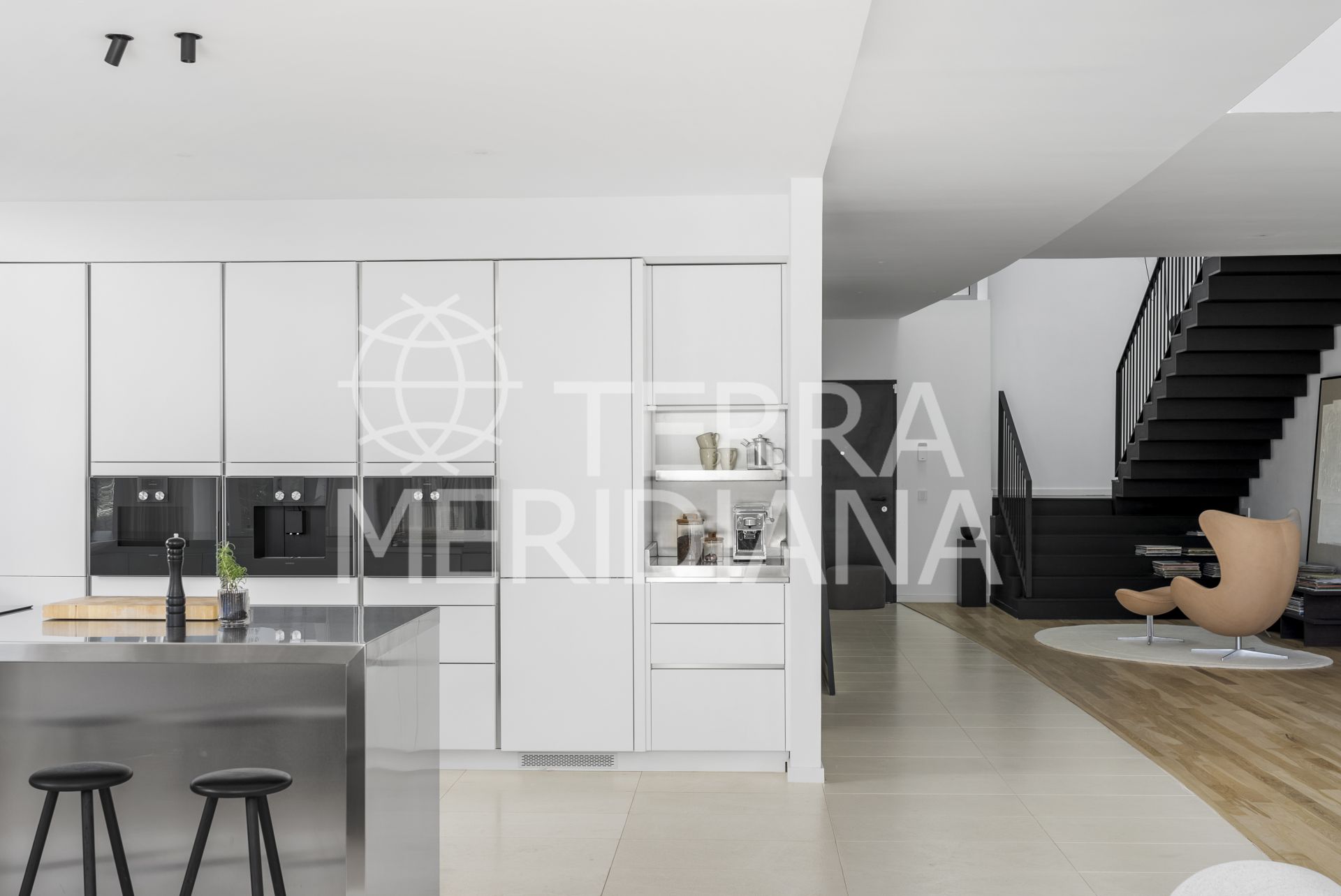 Semi Detached Villa in Sierra Blanca, Marbella