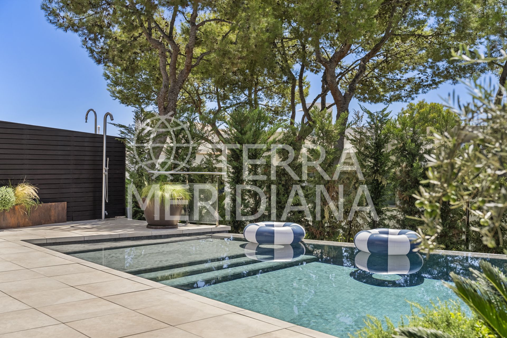 Semi Detached Villa in Sierra Blanca, Marbella