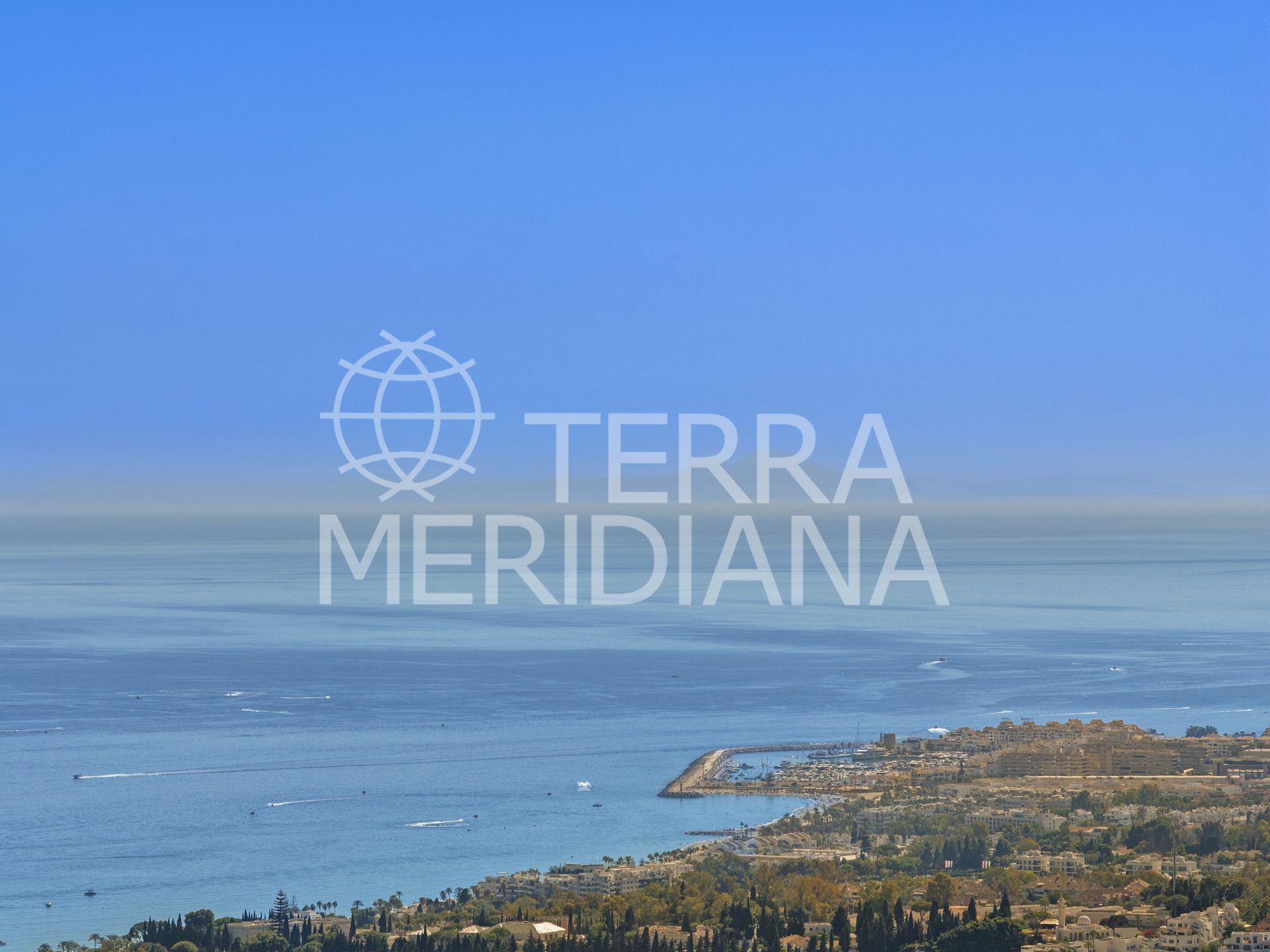 Semi Detached Villa in Sierra Blanca, Marbella