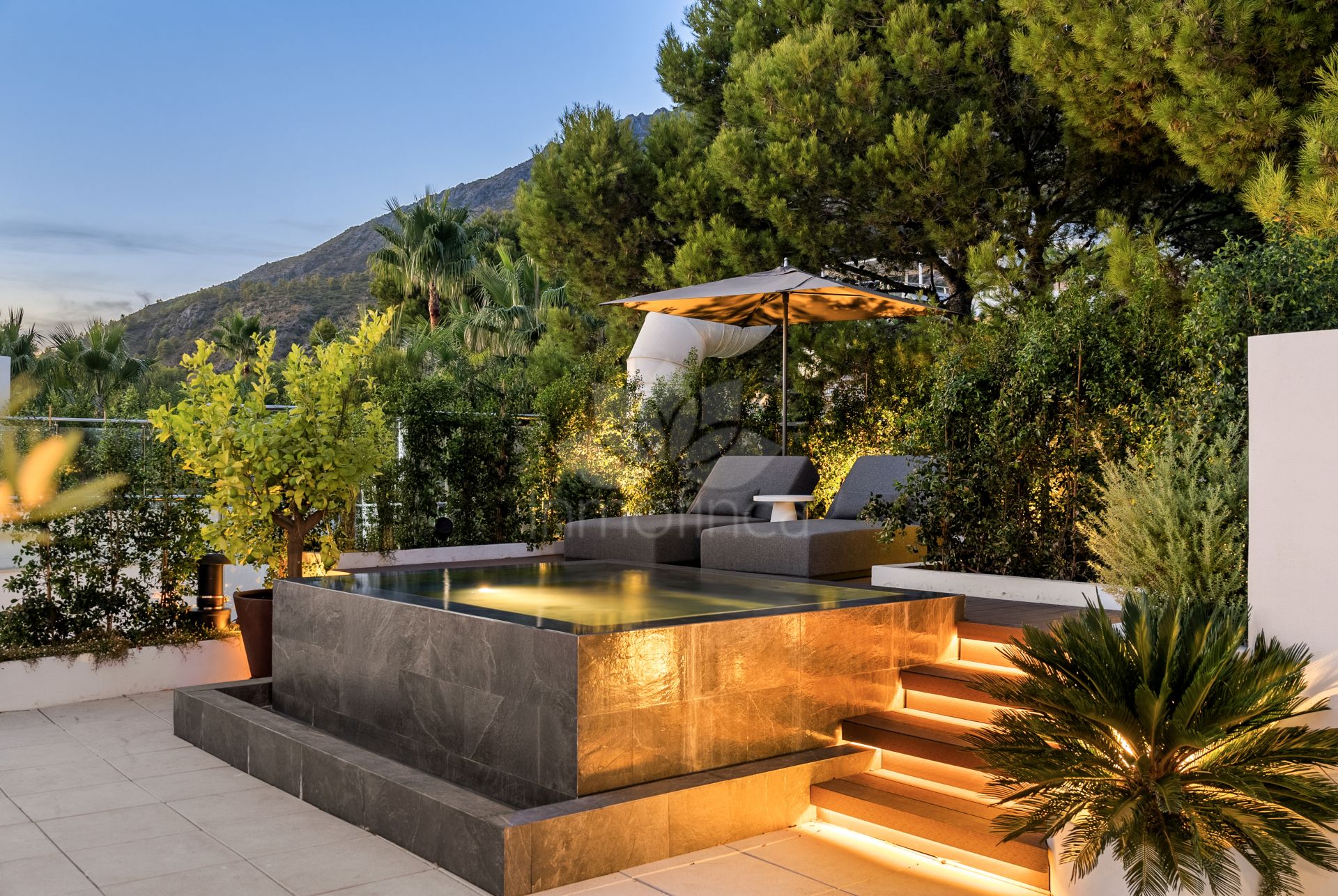 Villa Pareada en Sierra Blanca, Marbella